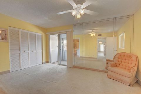 Condominium in Delray Beach FL 566 Monaco L 14.jpg