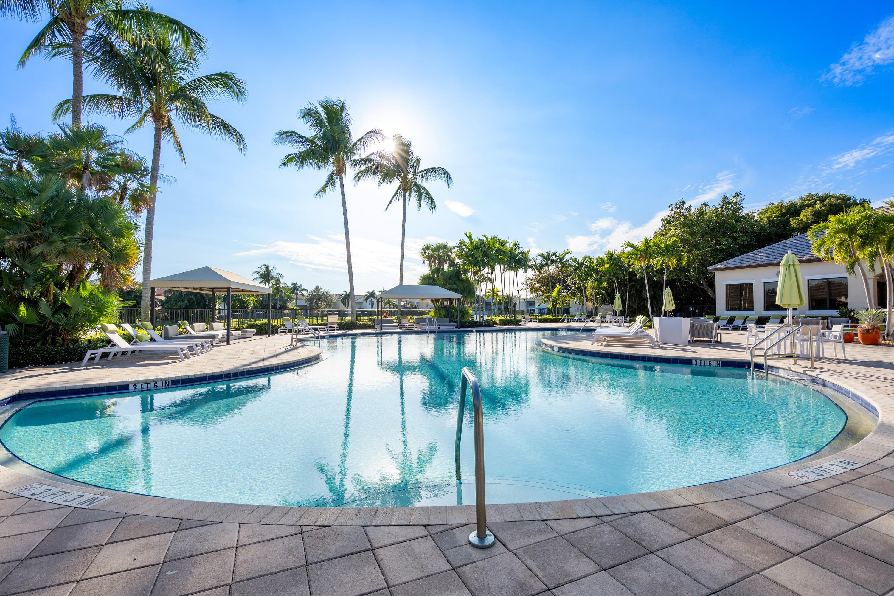 CANYON ISLES 1 - Residential