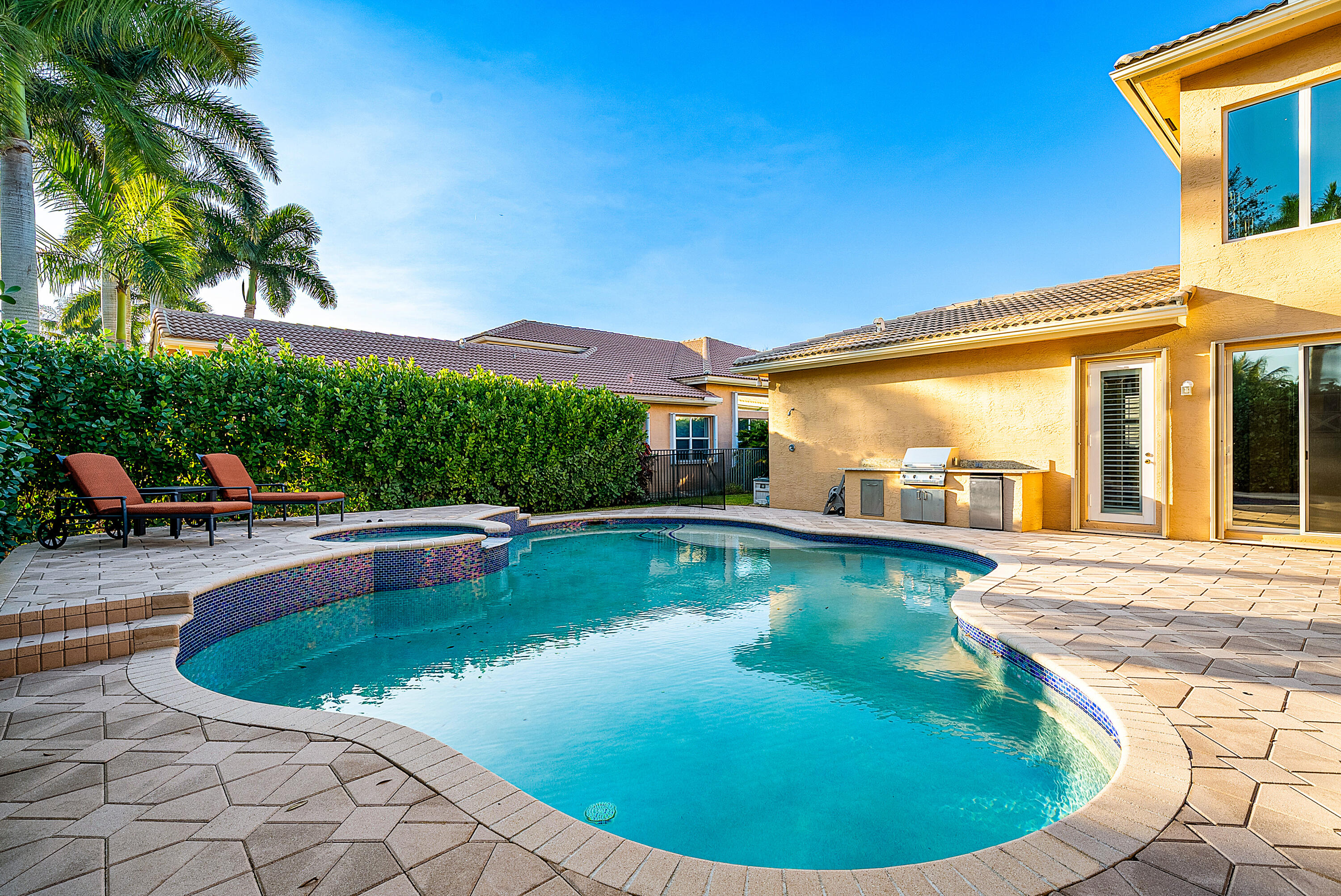 CANYON ISLES 1 - Residential