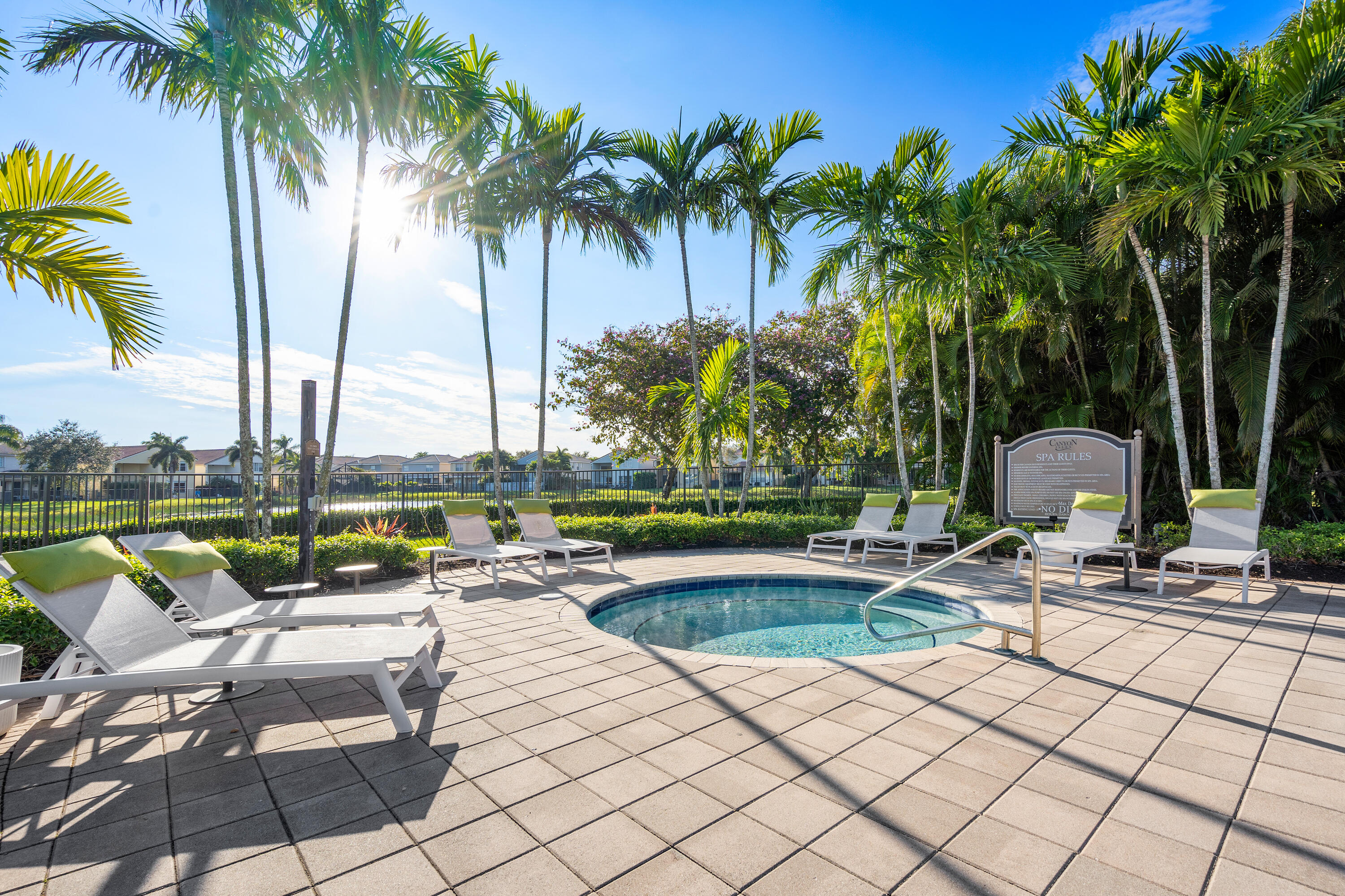 CANYON ISLES 1 - Residential