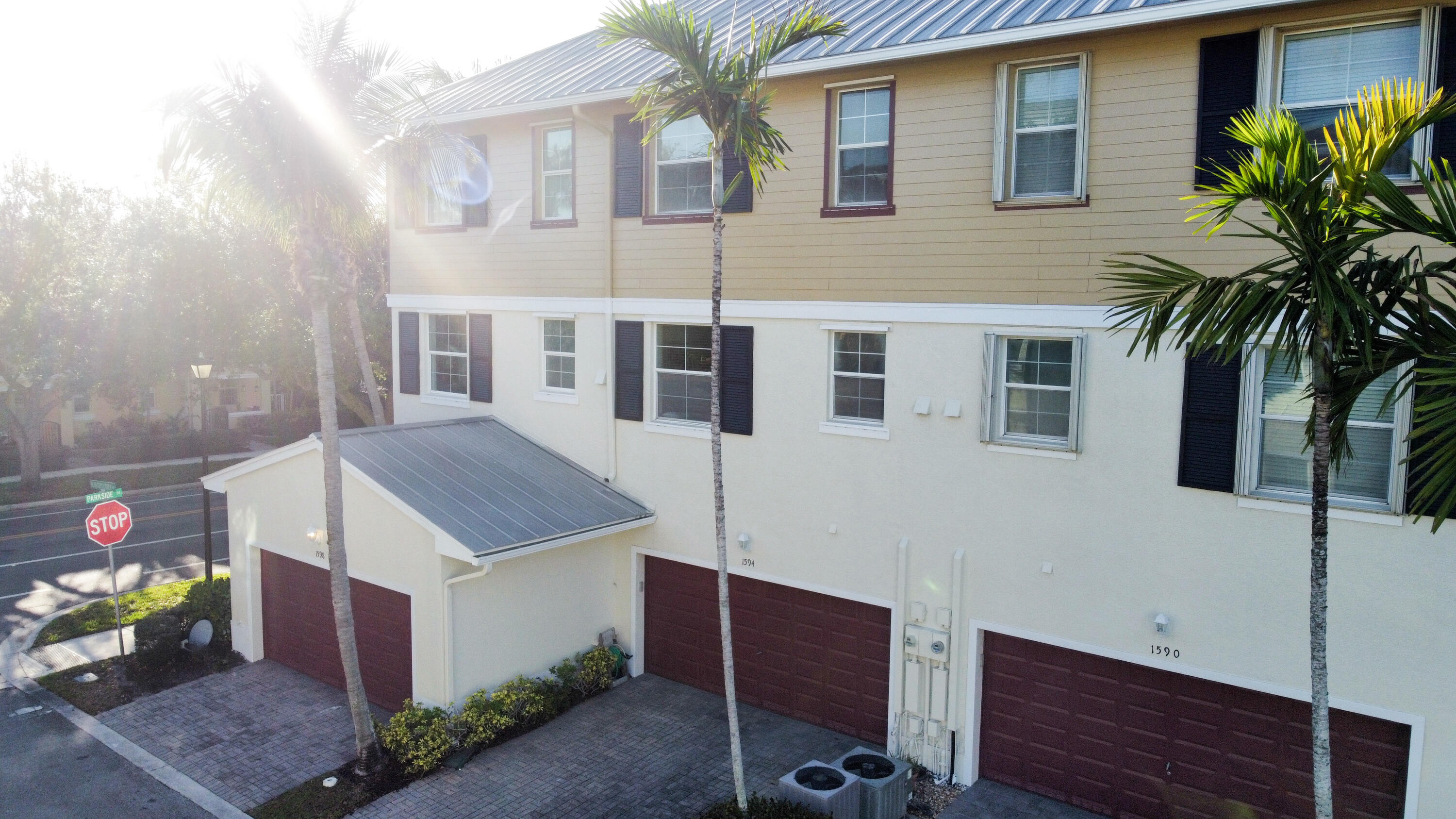 ABACOA TOWN CENTER 3 - Residential