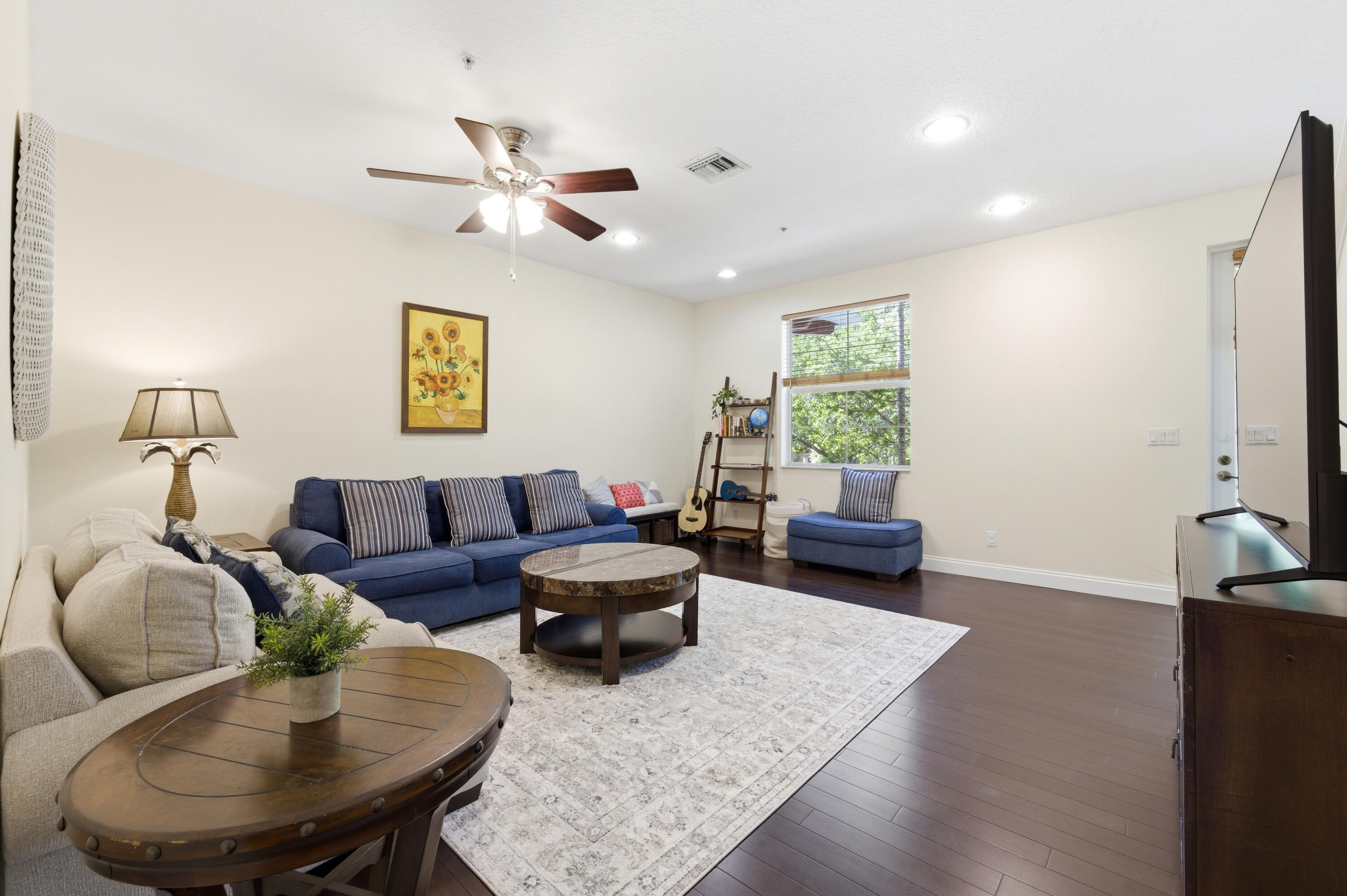 ABACOA TOWN CENTER 3 - Residential