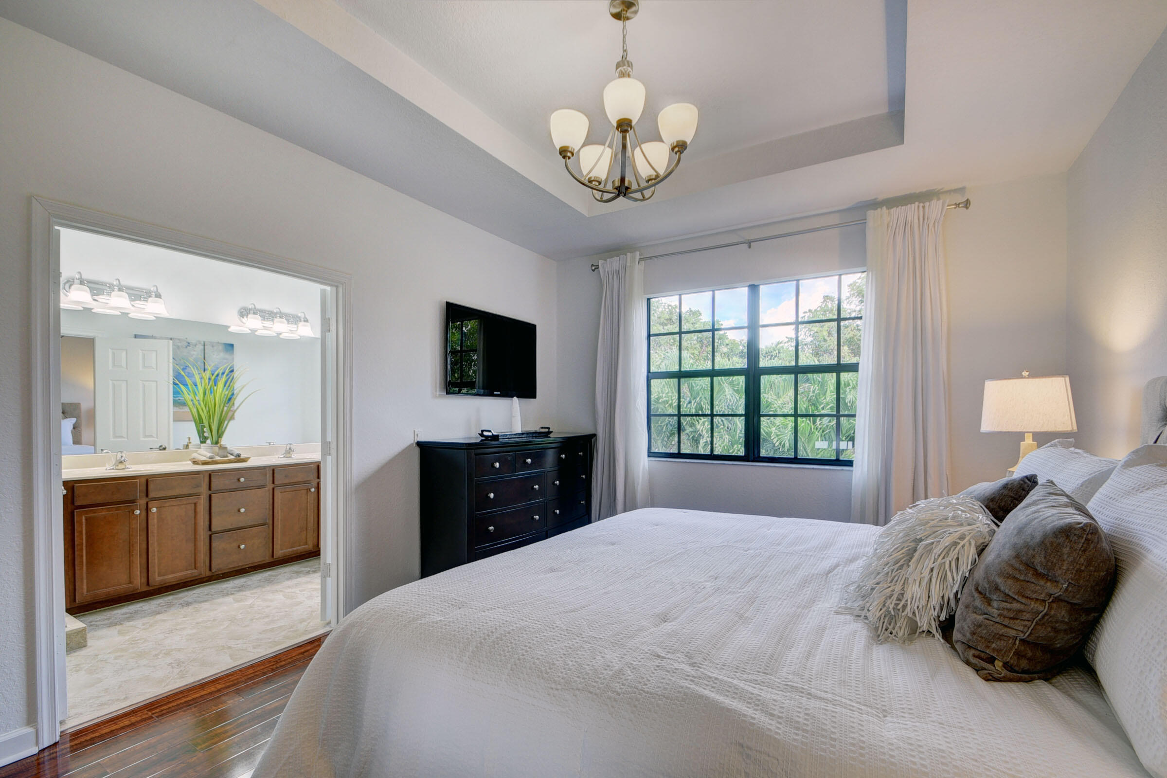 WELLINGTON PARC - Residential