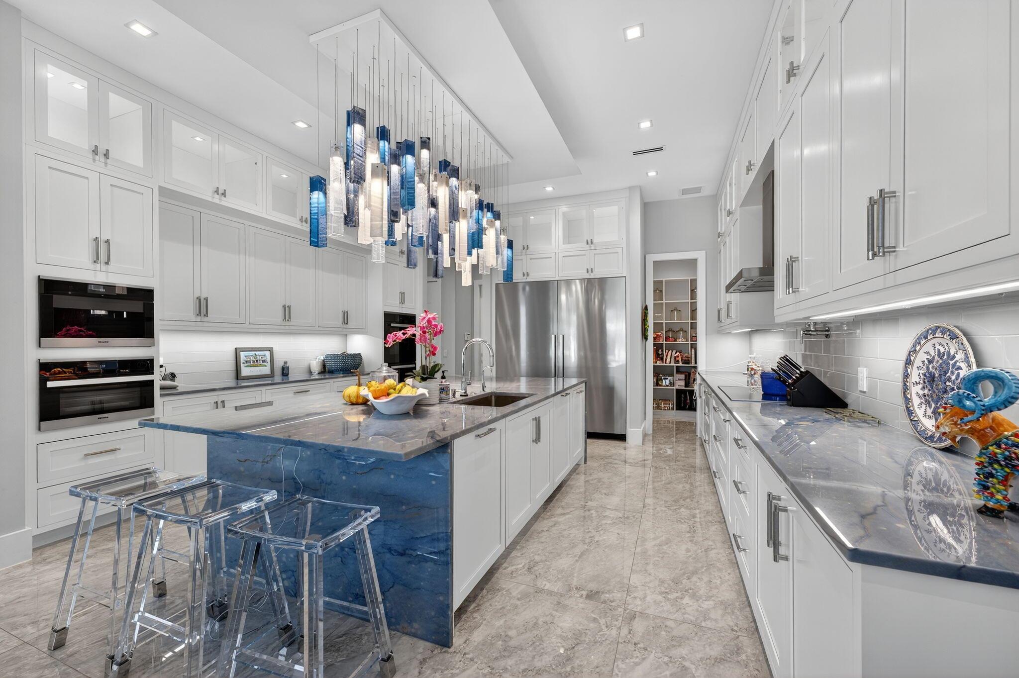 BOCA HARBOUR 4TH SEC - Residential