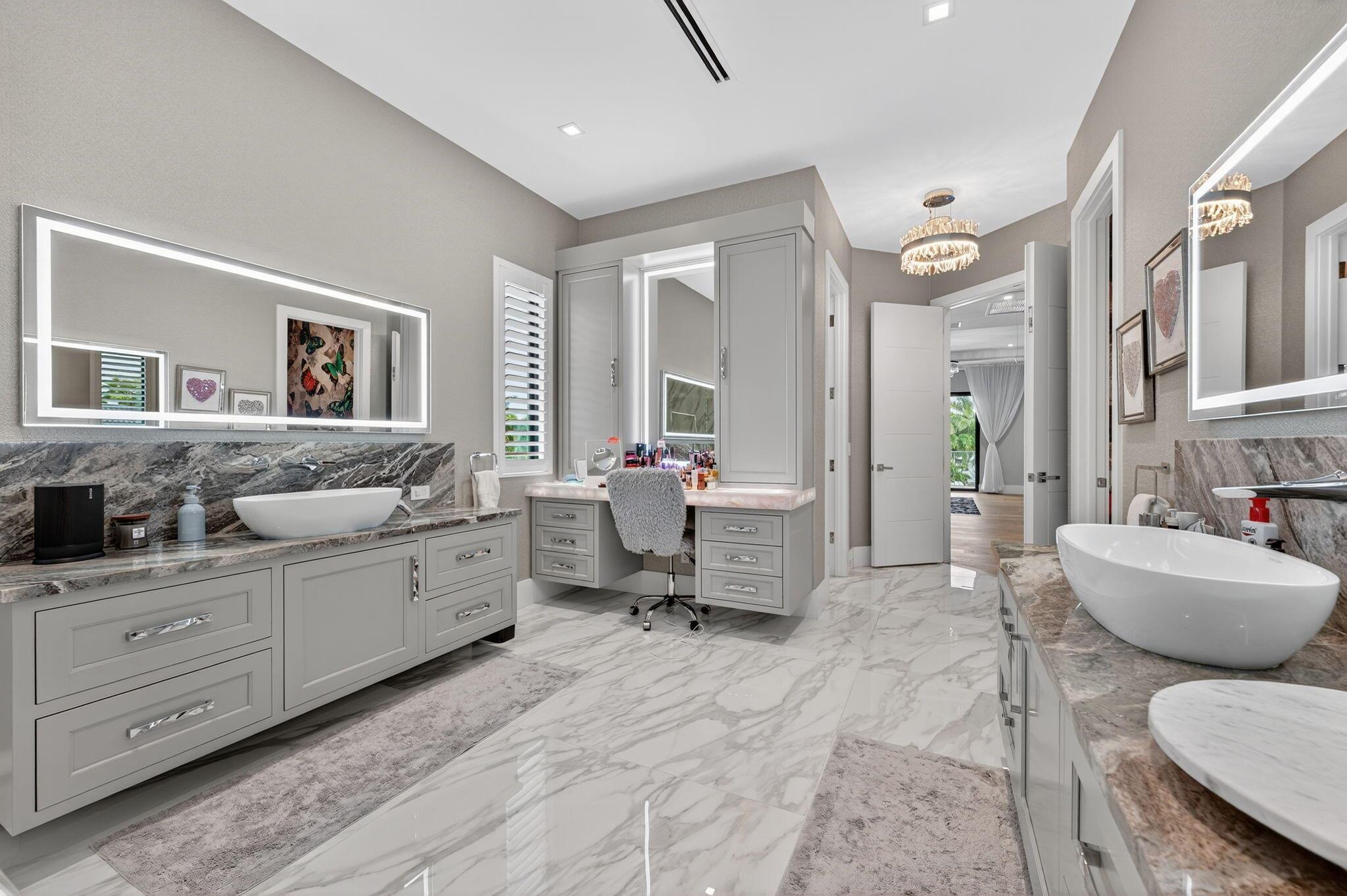 BOCA HARBOUR 4TH SEC - Residential