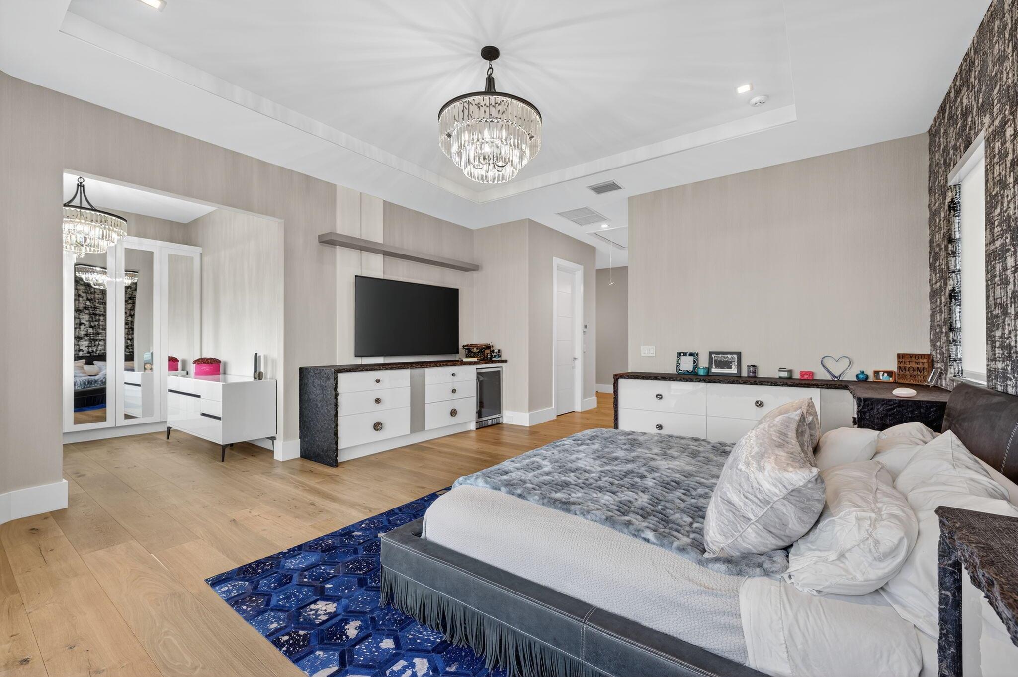 BOCA HARBOUR 4TH SEC - Residential