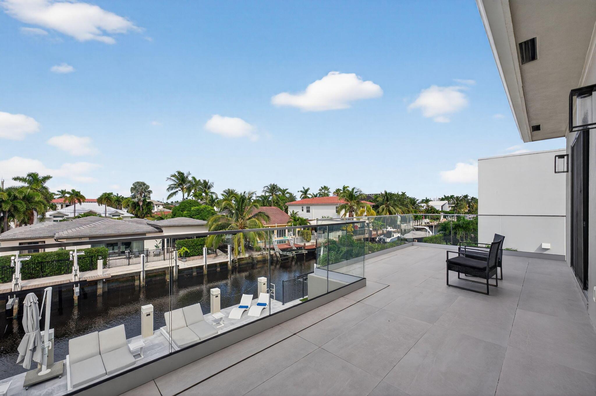 BOCA HARBOUR 4TH SEC - Residential