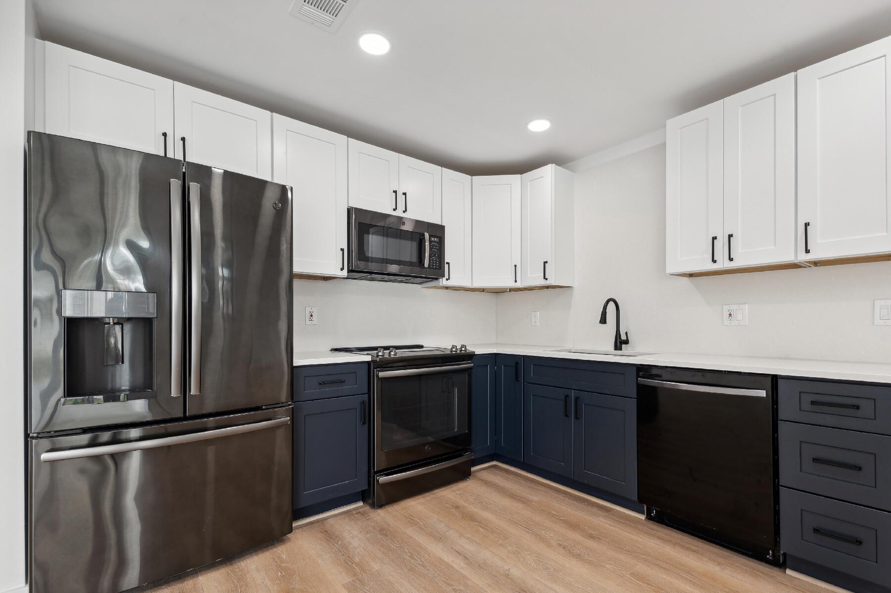 PALM BEACH LEISUREVILLE S - Residential