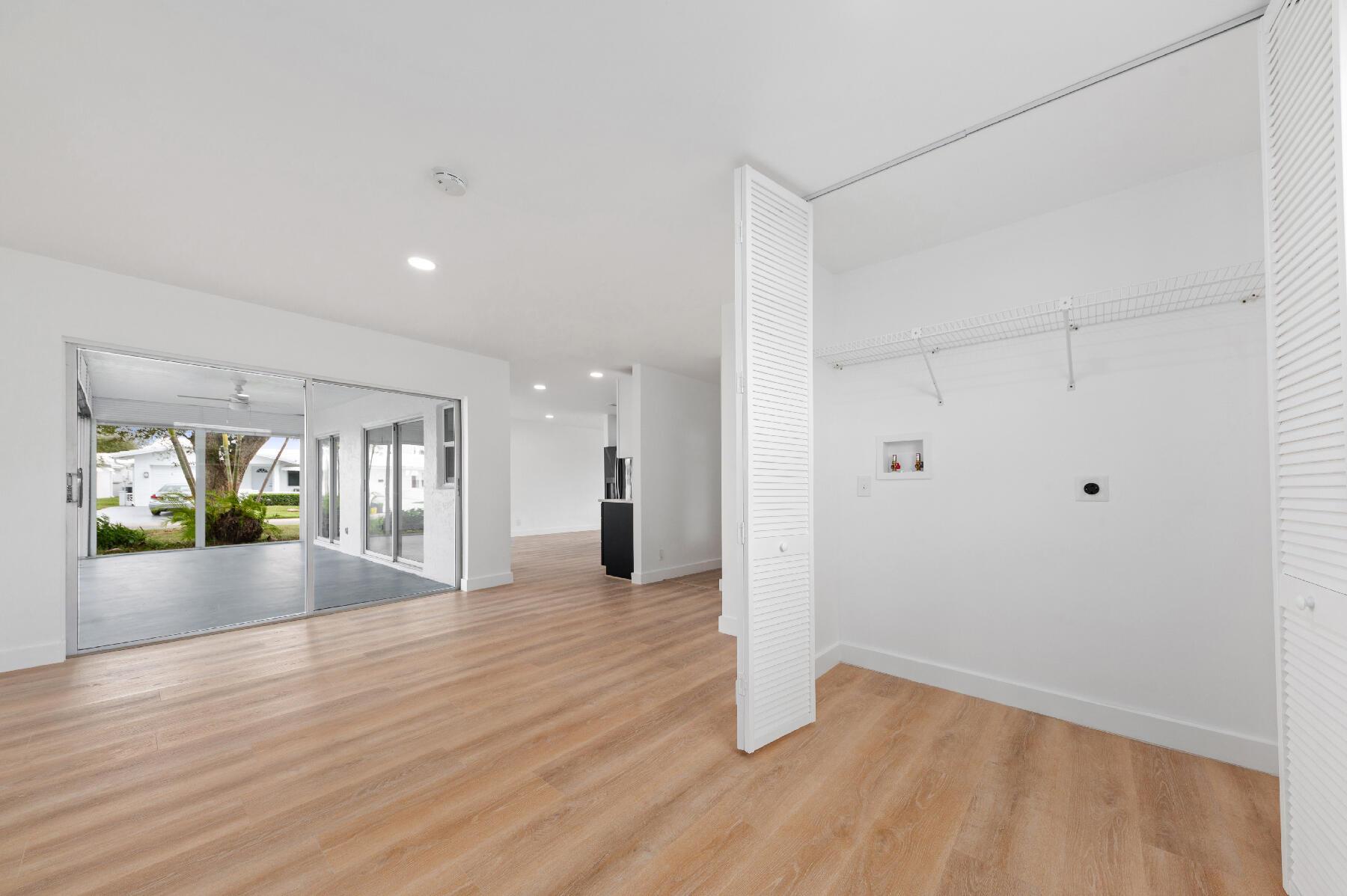 PALM BEACH LEISUREVILLE S - Residential