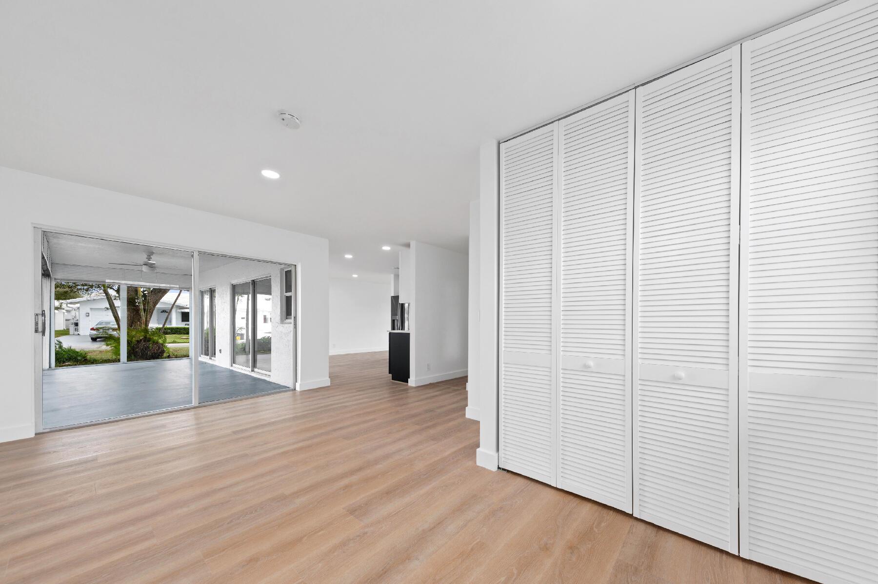 PALM BEACH LEISUREVILLE S - Residential