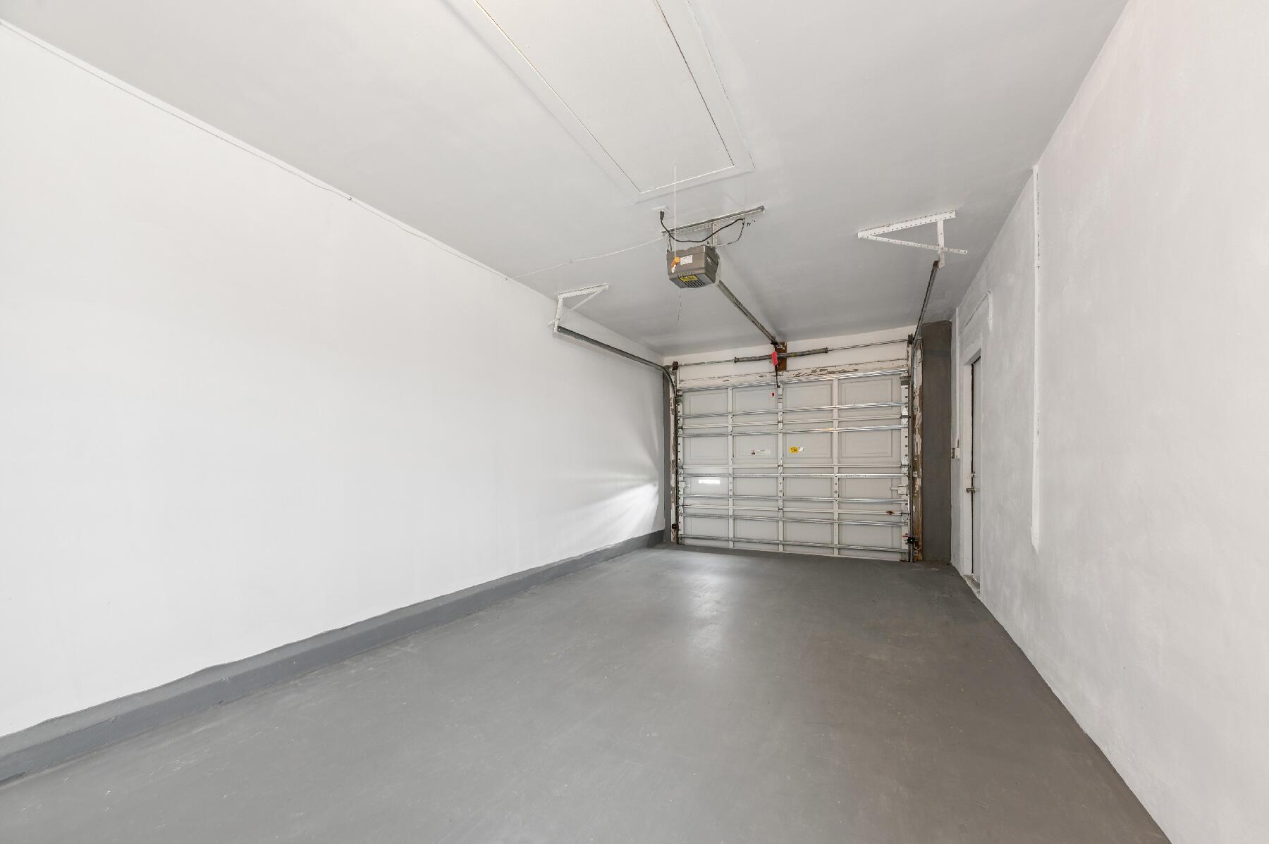 PALM BEACH LEISUREVILLE S - Residential