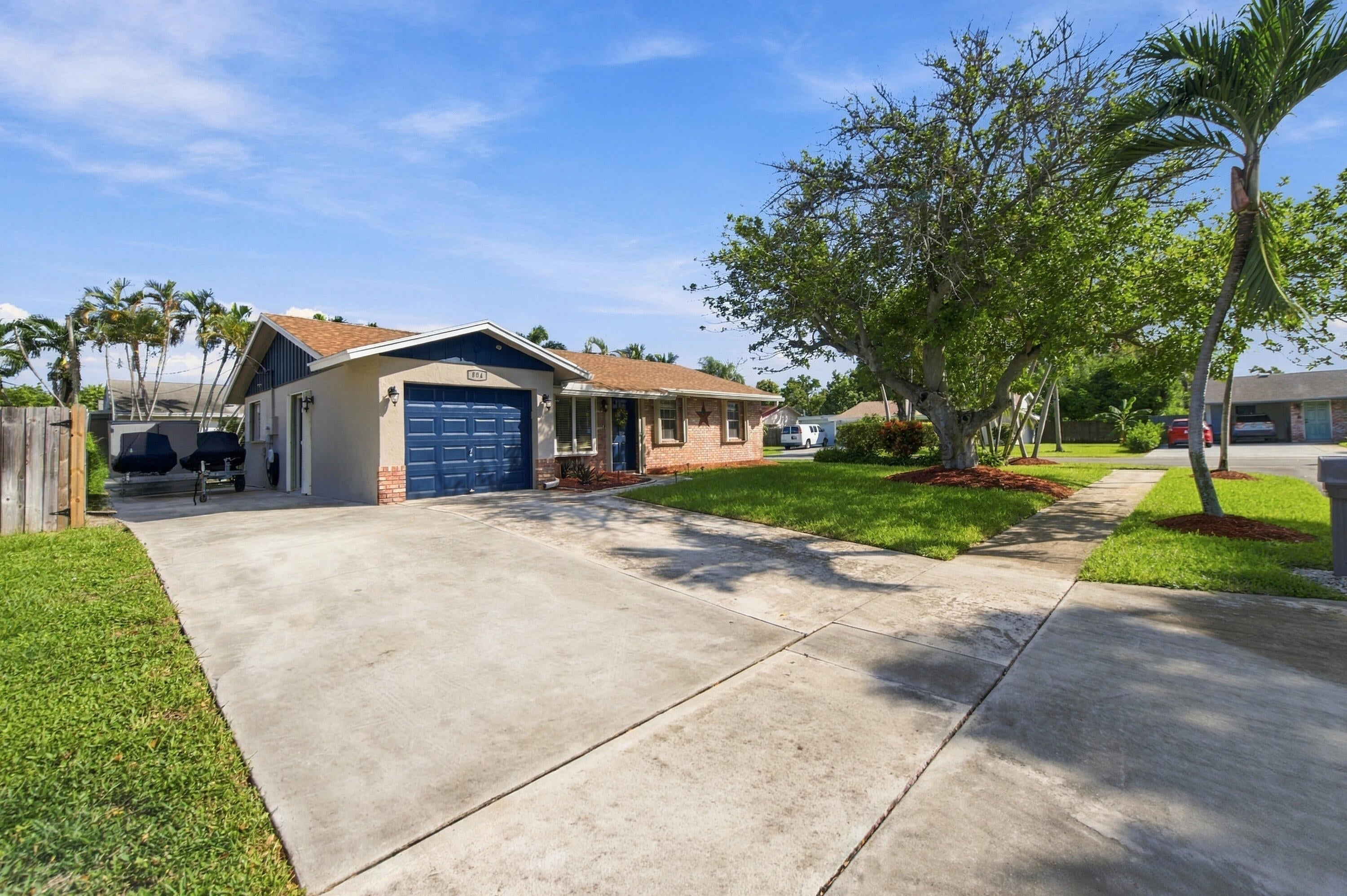 804 NW 10TH Avenue
