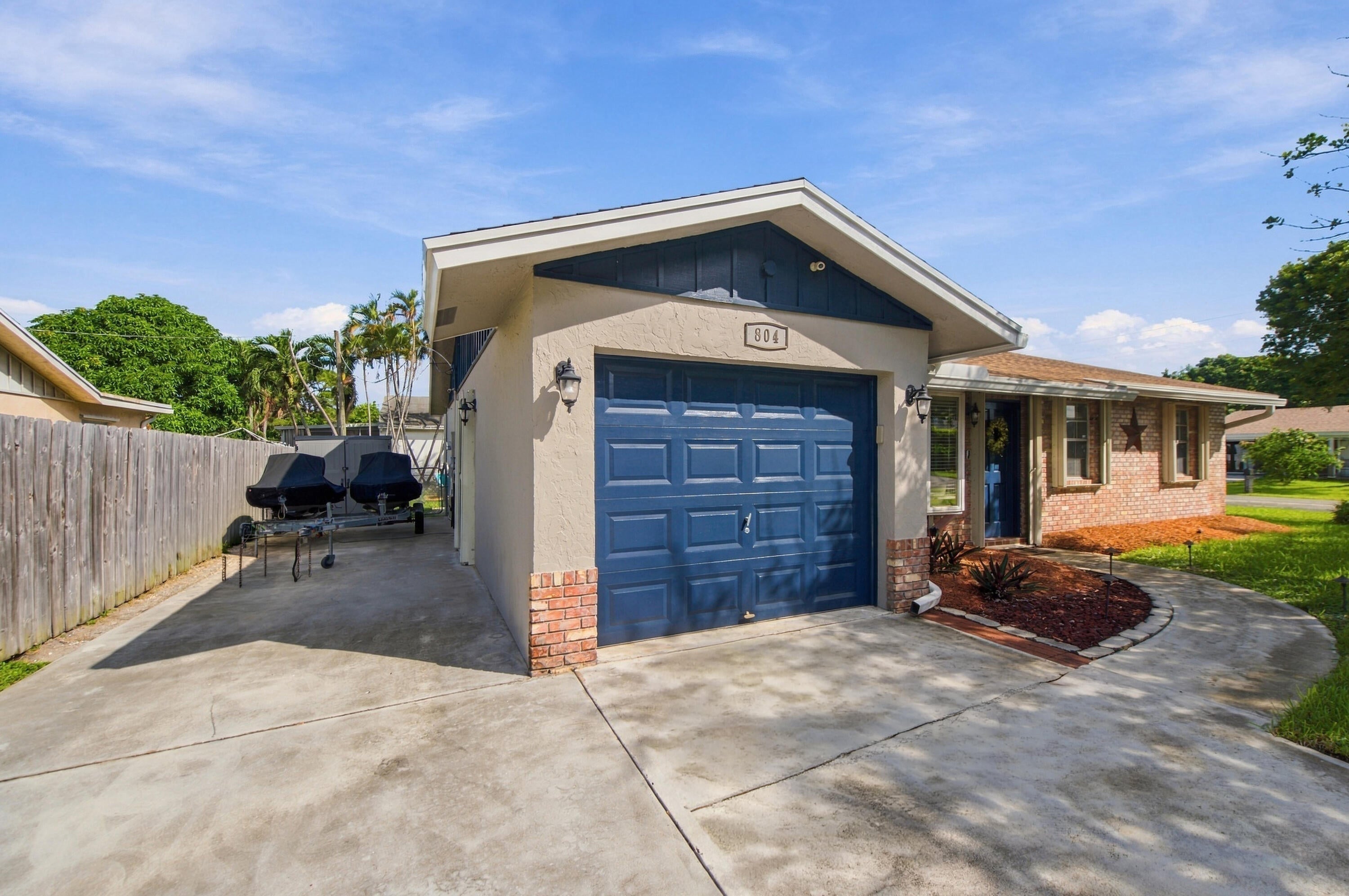 804 NW 10TH Avenue