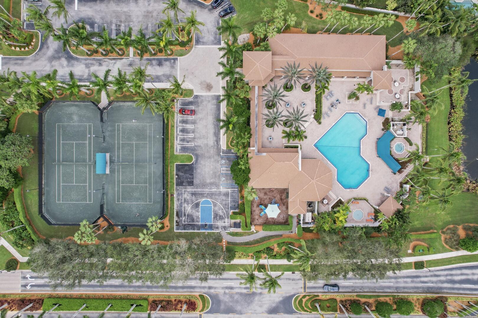 Saturnia - Residential