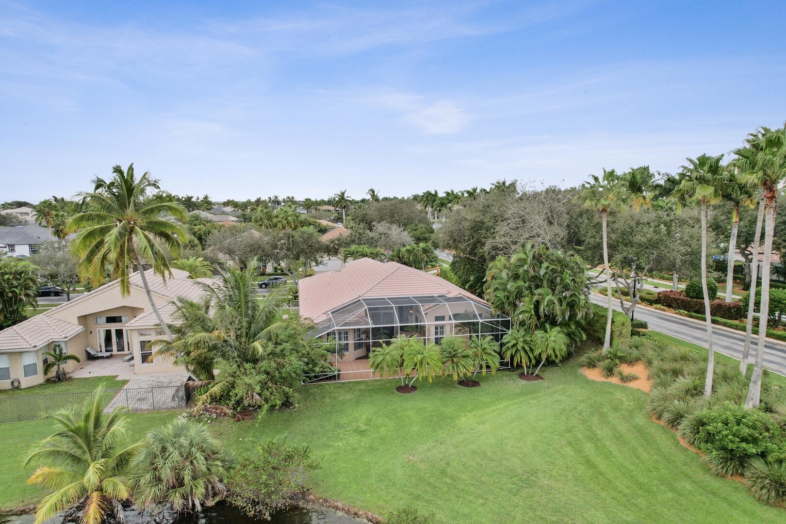 Saturnia - Residential