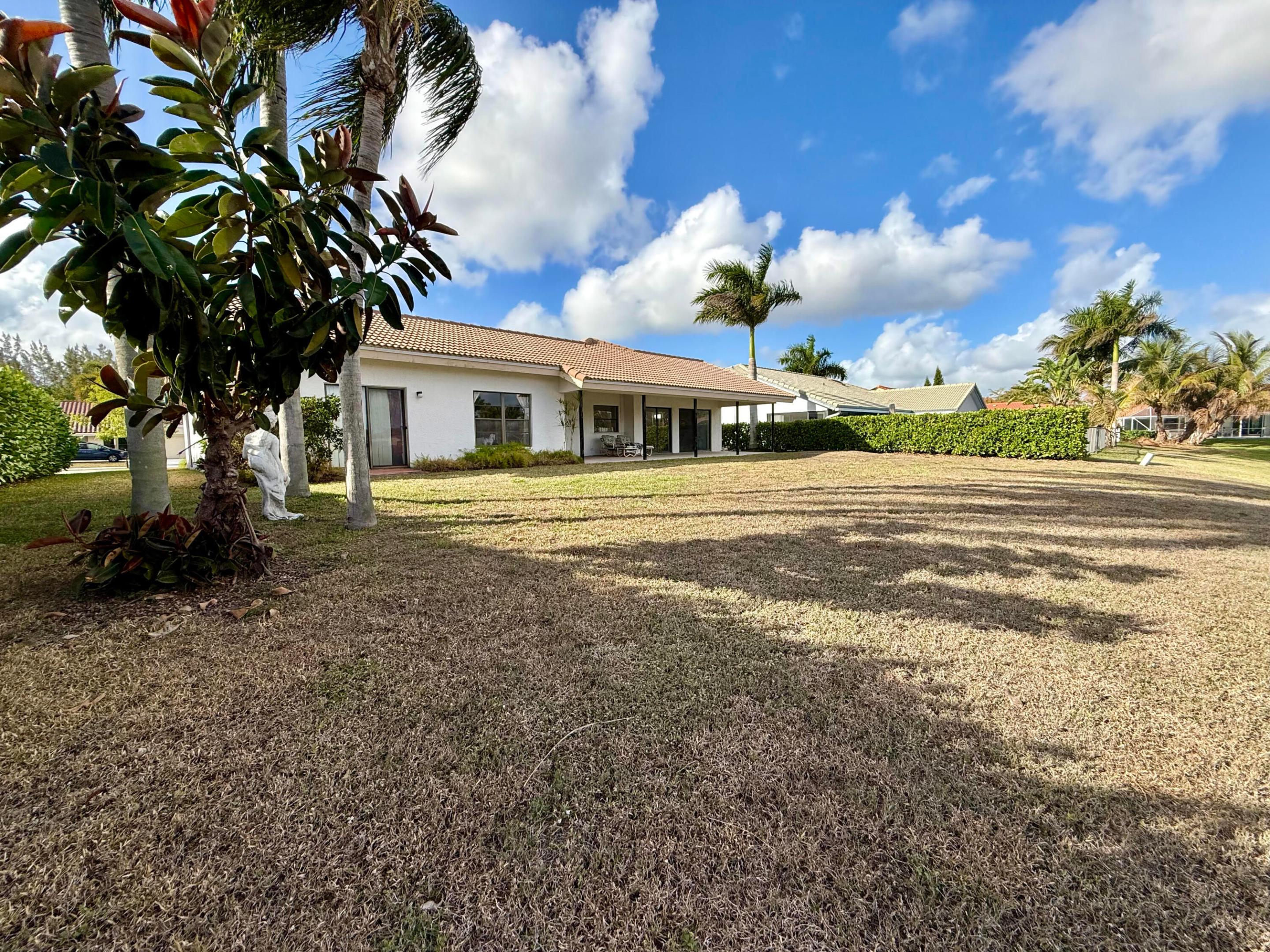 ISLAND LAKES - Residential