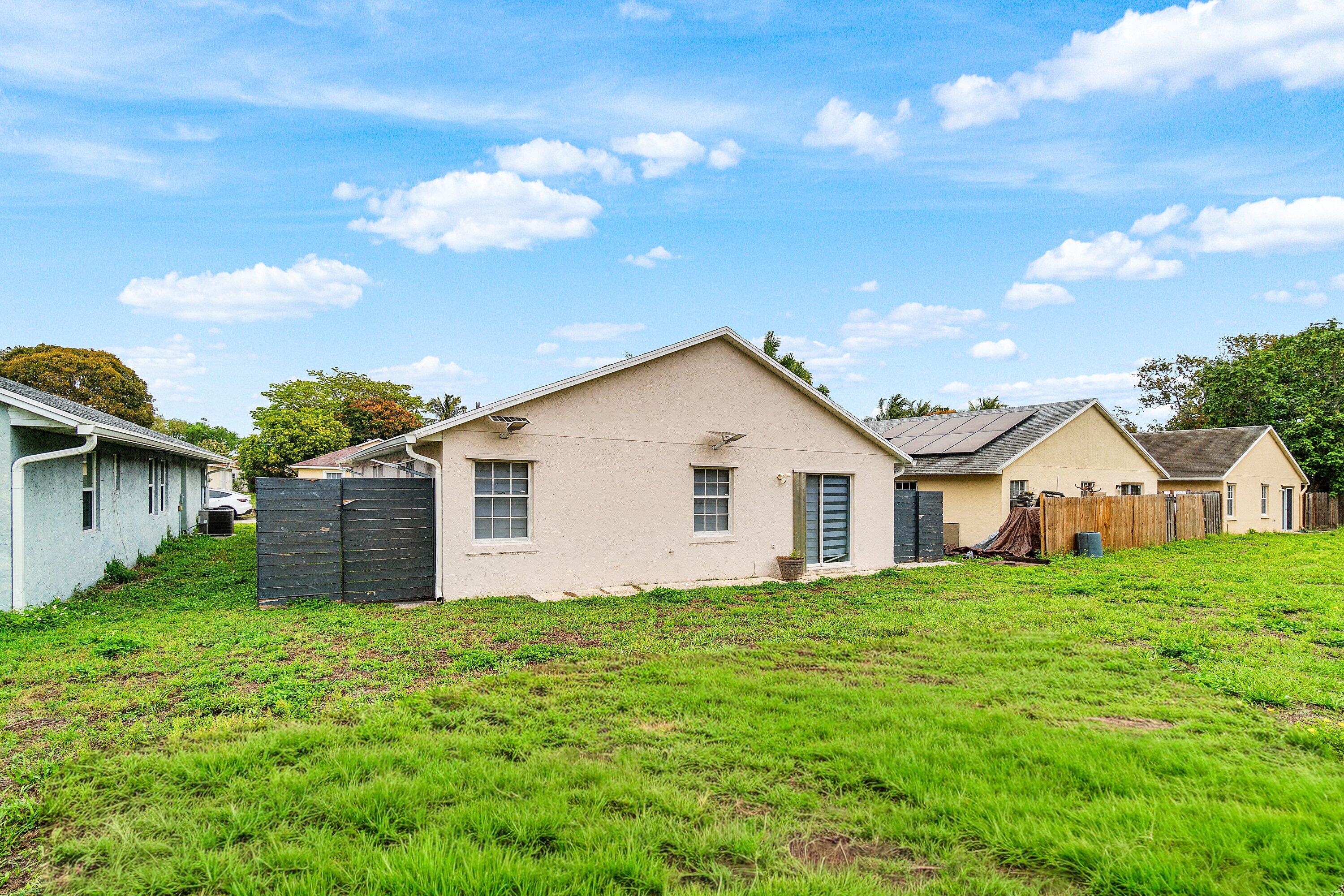 GREATER BOYNTON PLACE 3 - Residential