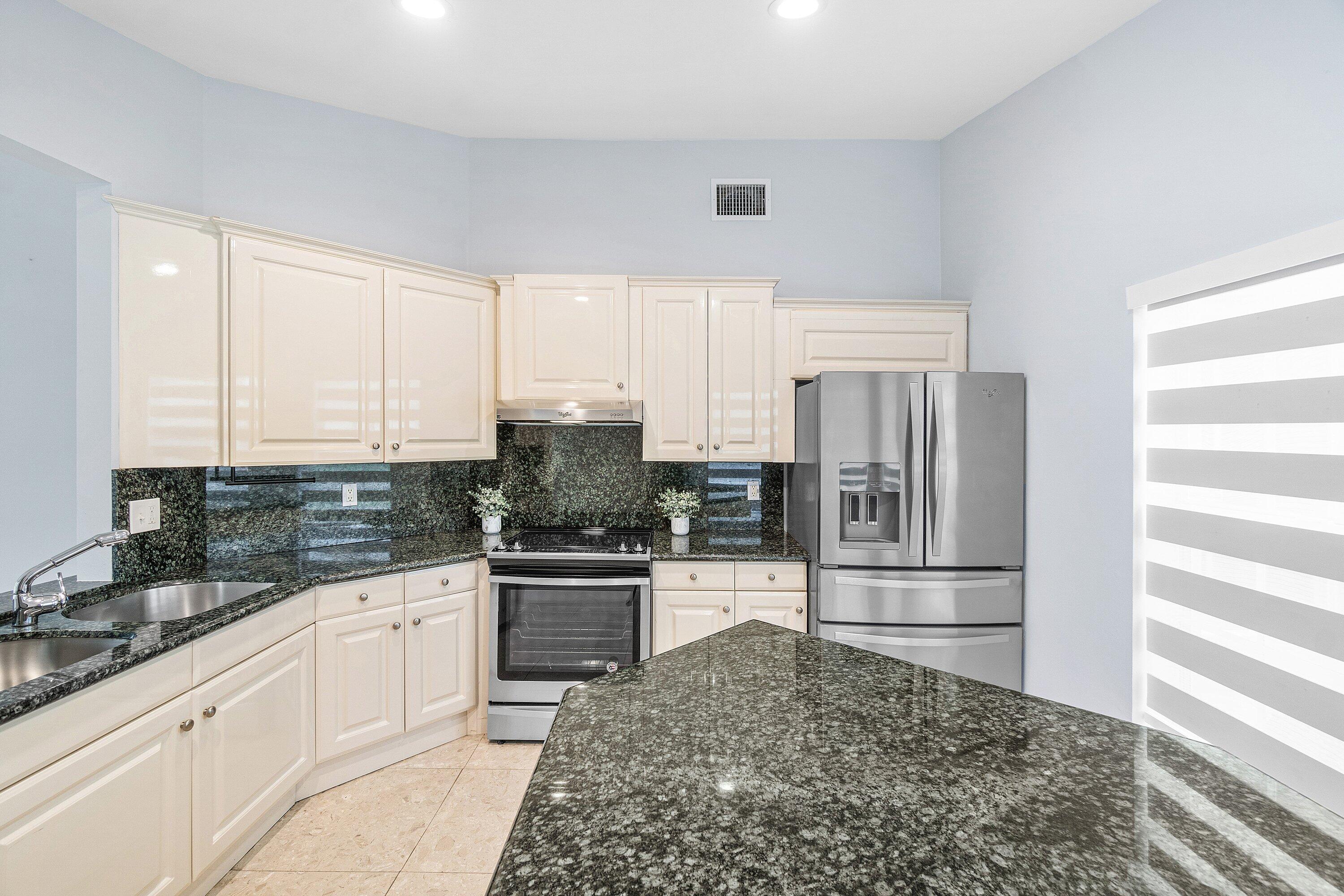 GREATER BOYNTON PLACE 3 - Residential