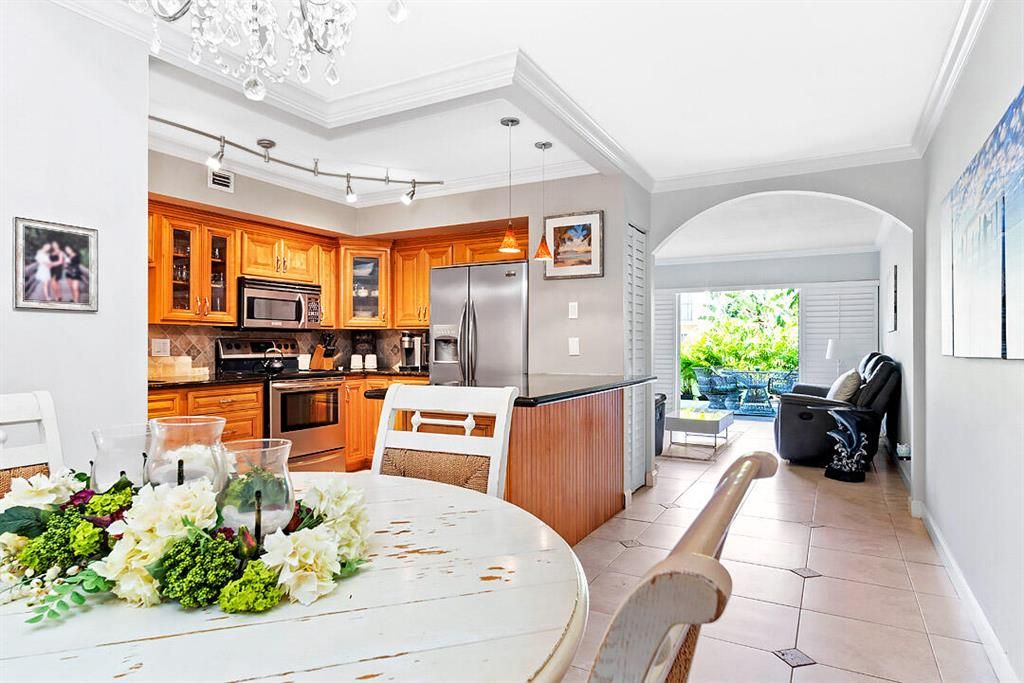 Photo of 382 Golfview Road #C, Palm Beach Gardens, FL 33408 (MLS # R10853202)