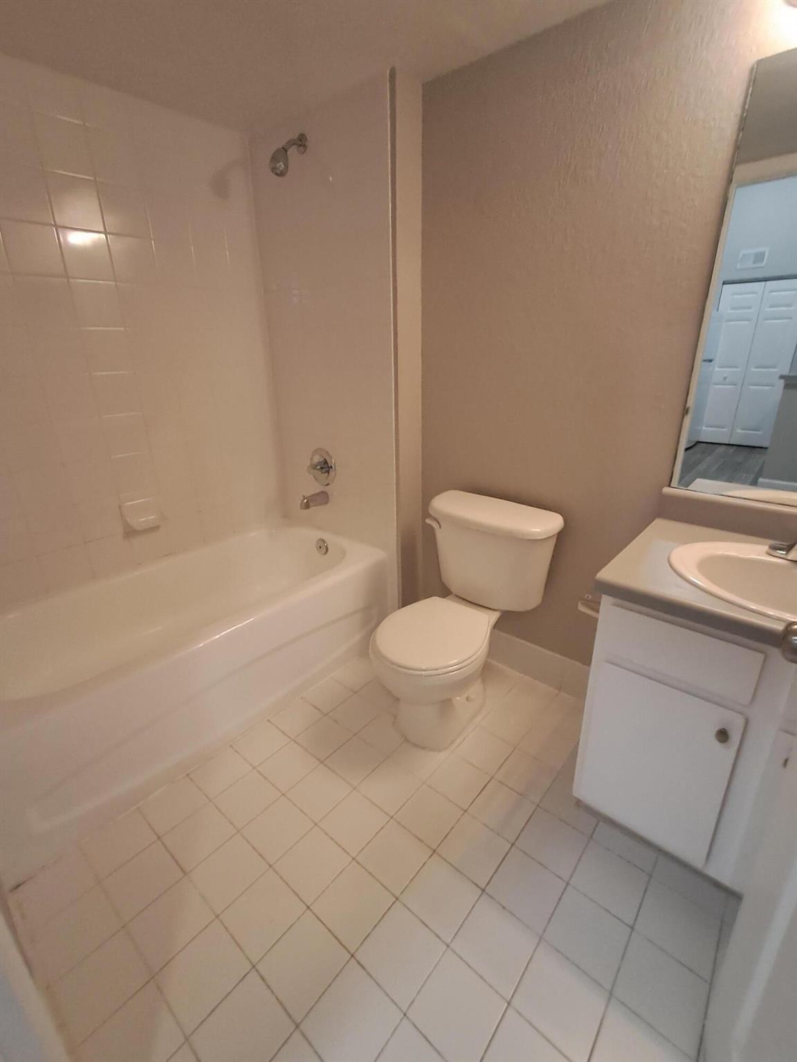 THE CLUB AT ST LUCIE WEST - Residential Lease