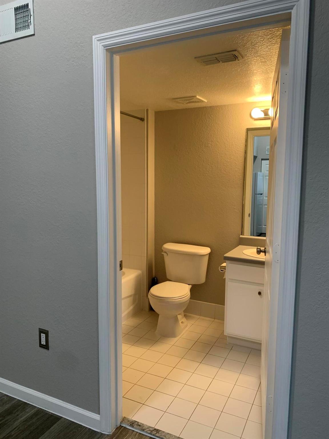 THE CLUB AT ST LUCIE WEST - Residential Lease