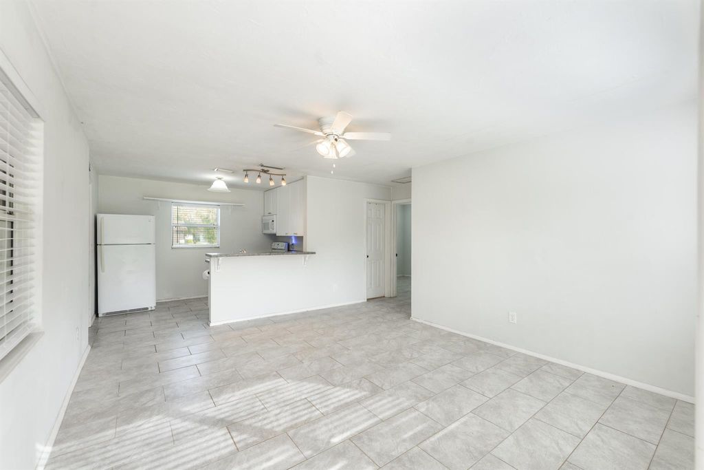 Photo of 7802 Pensacola Road, Fort Pierce, FL 34951 (MLS # R10946217)