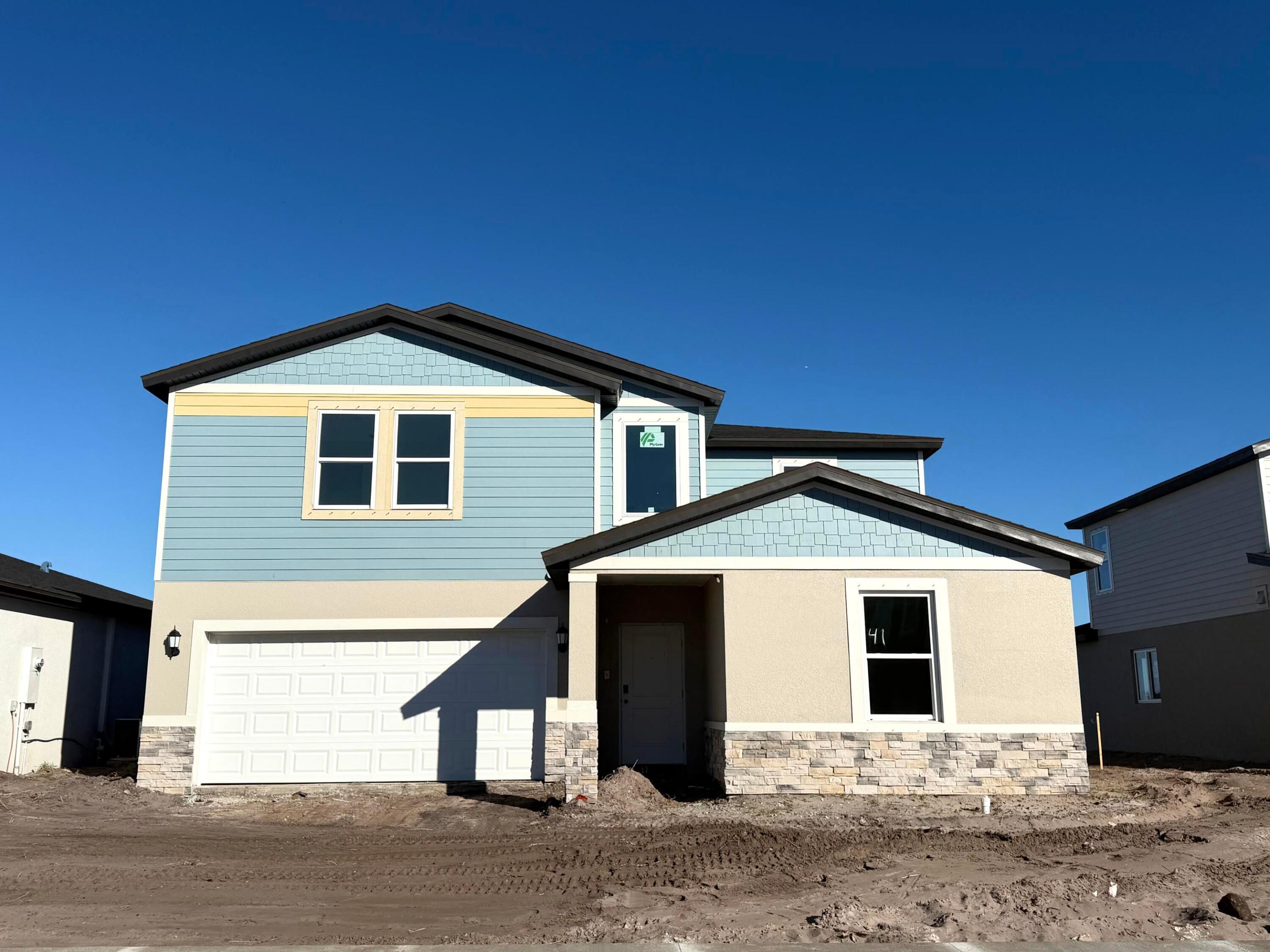 Terra Lago - Residential