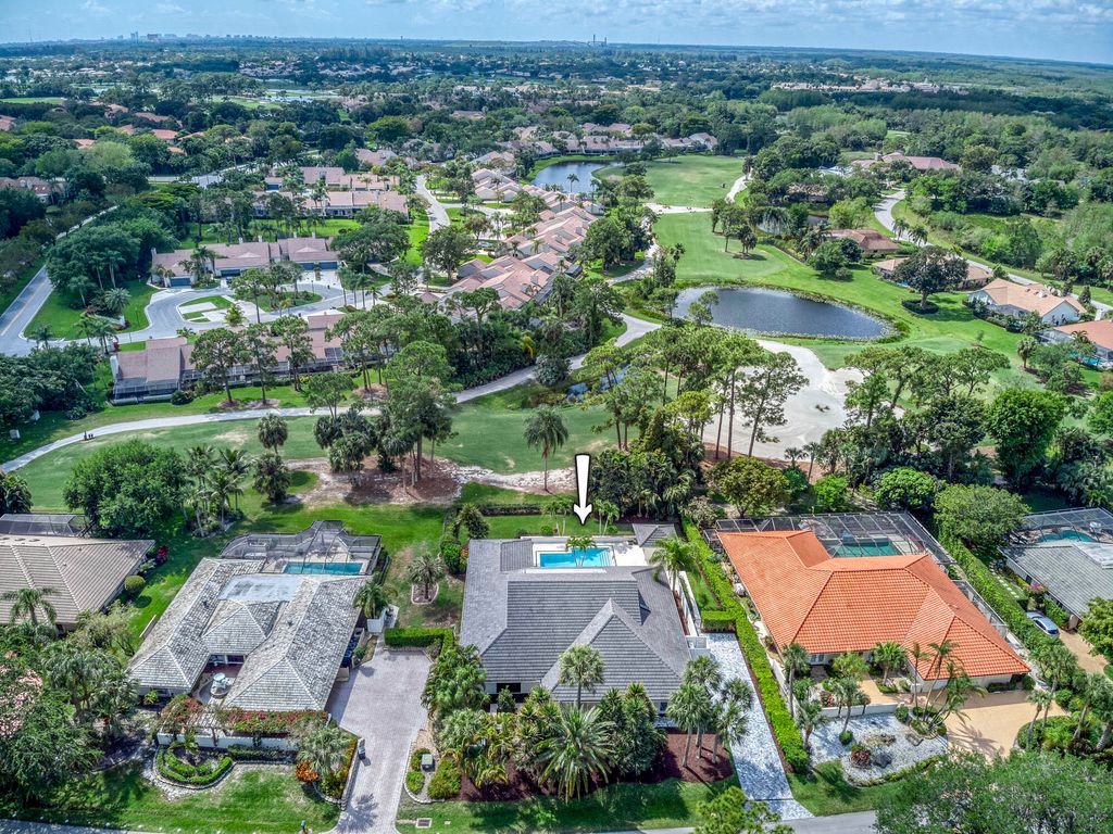 Photo of 12 Alston Road, Palm Beach Gardens, FL 33418 (MLS # R10790905)