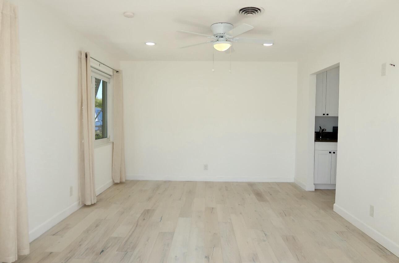 POLO CLUB ESTATES 3 - Residential Lease