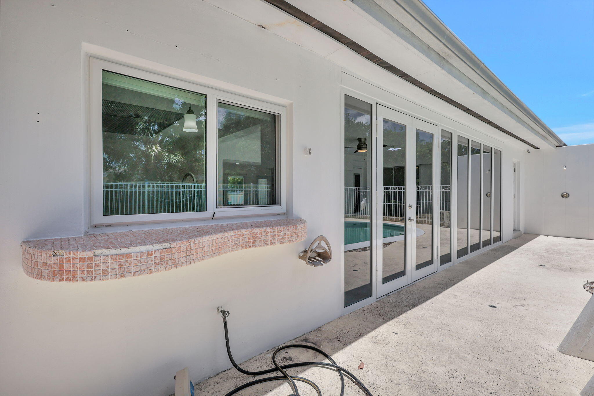 WOODCREST MNR - Residential