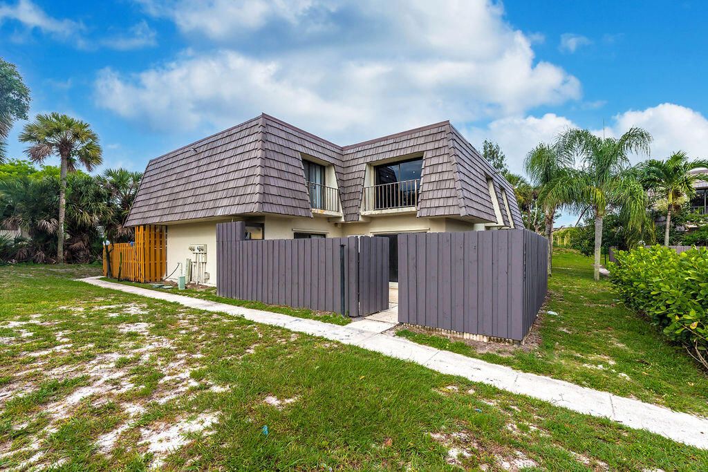 Photo of 1773 N Congress Avenue, West Palm Beach, FL 33401 (MLS # B26029014)