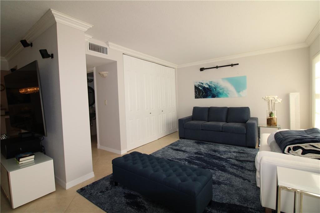 Playa Del Mar Condo - Residential Lease