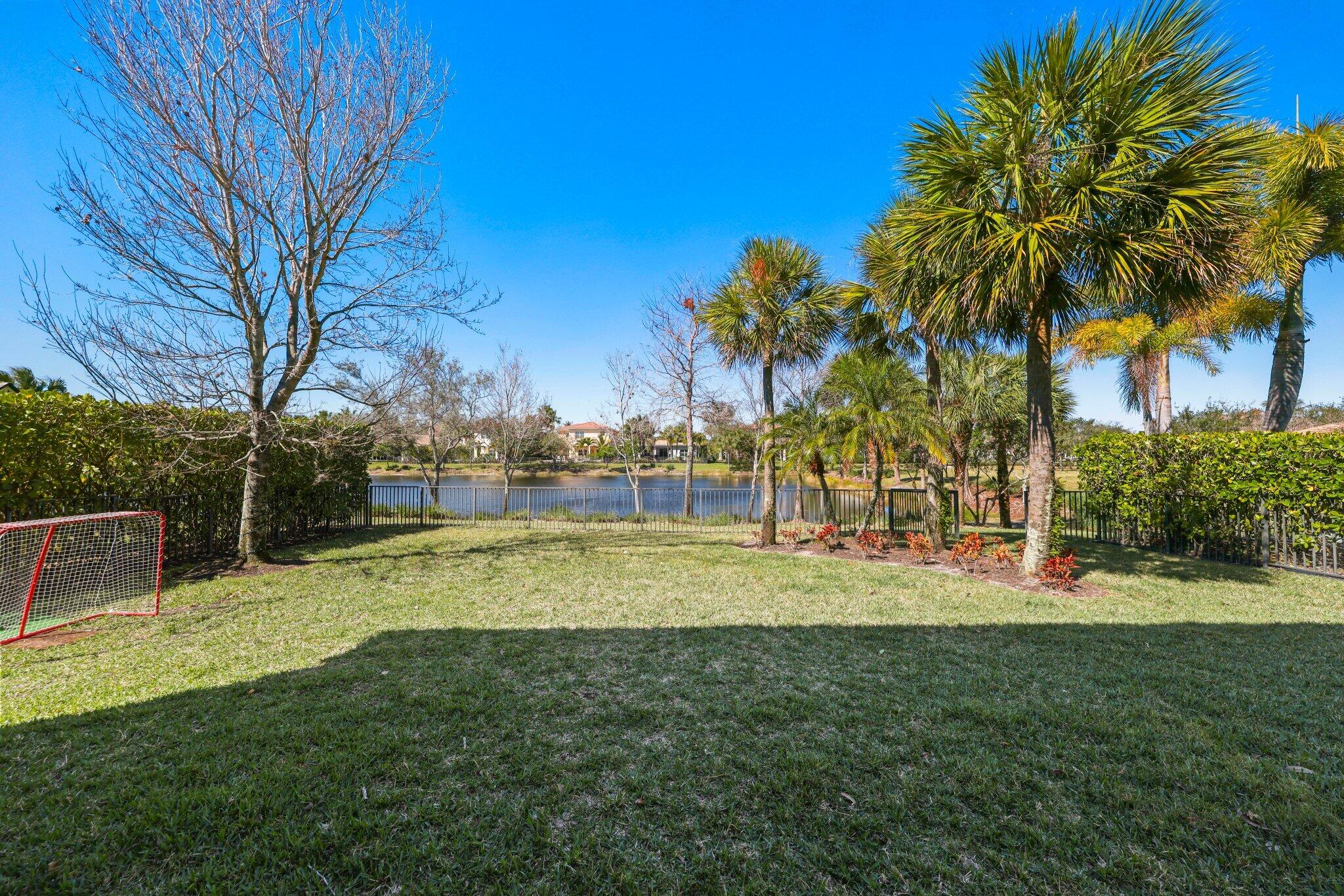 LOXAHATCHEE RESERVE NORTH
Rialto - Residential