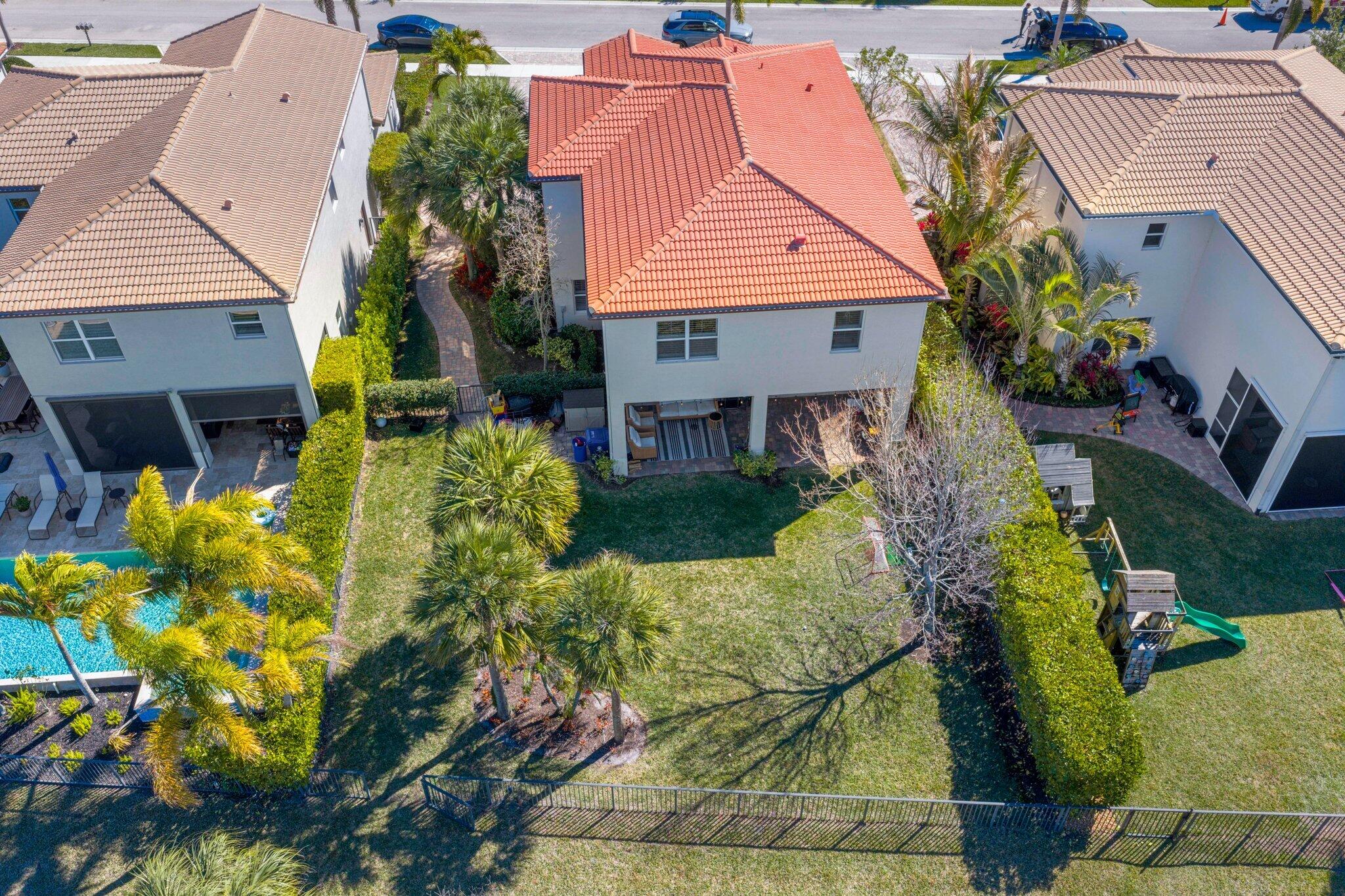 LOXAHATCHEE RESERVE NORTH
Rialto - Residential