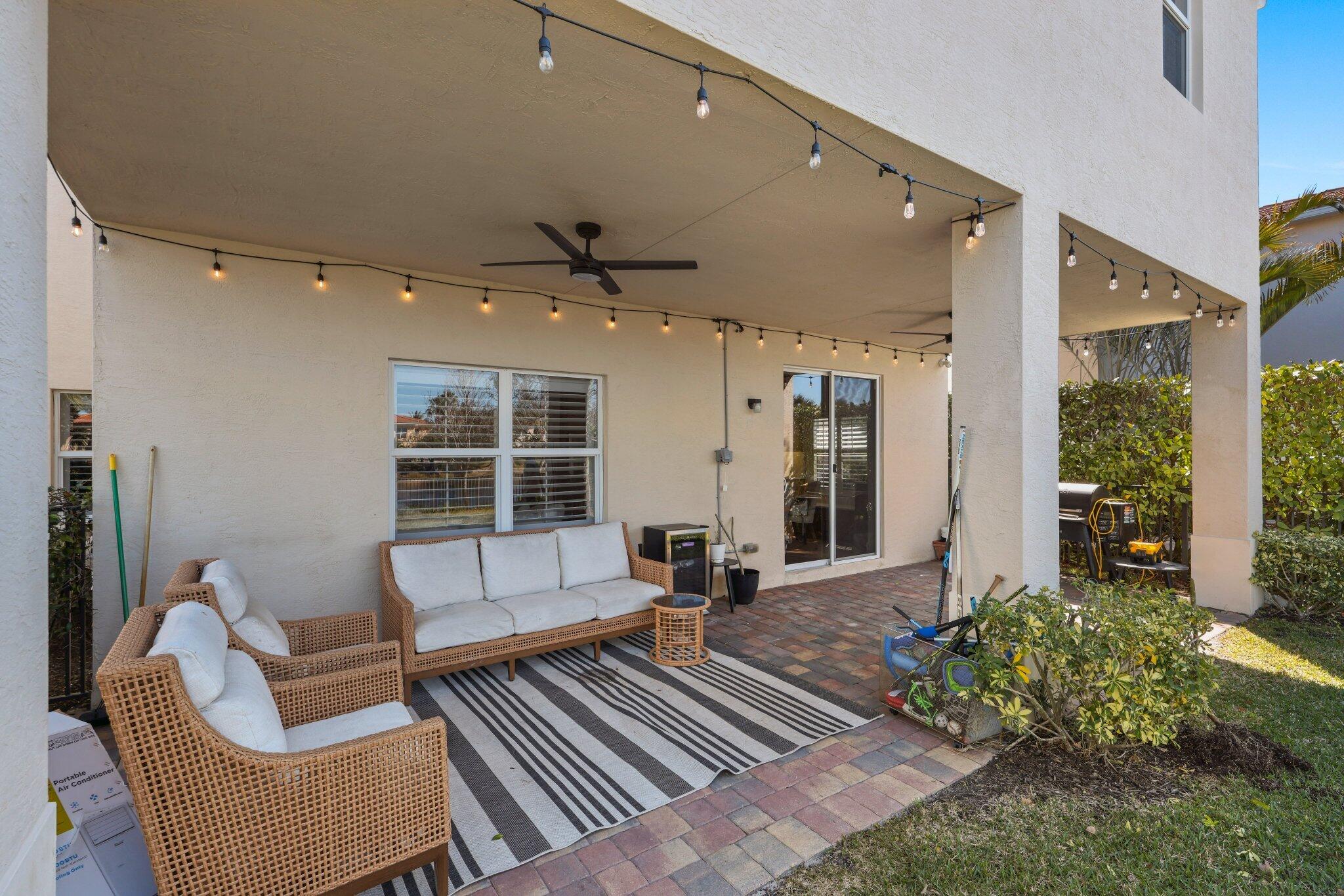 LOXAHATCHEE RESERVE NORTH
Rialto - Residential