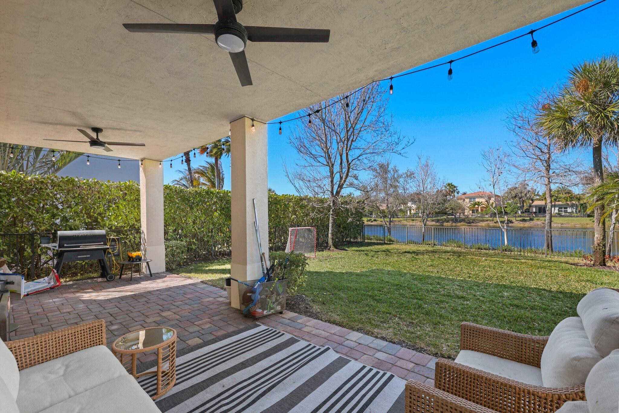 LOXAHATCHEE RESERVE NORTH
Rialto - Residential