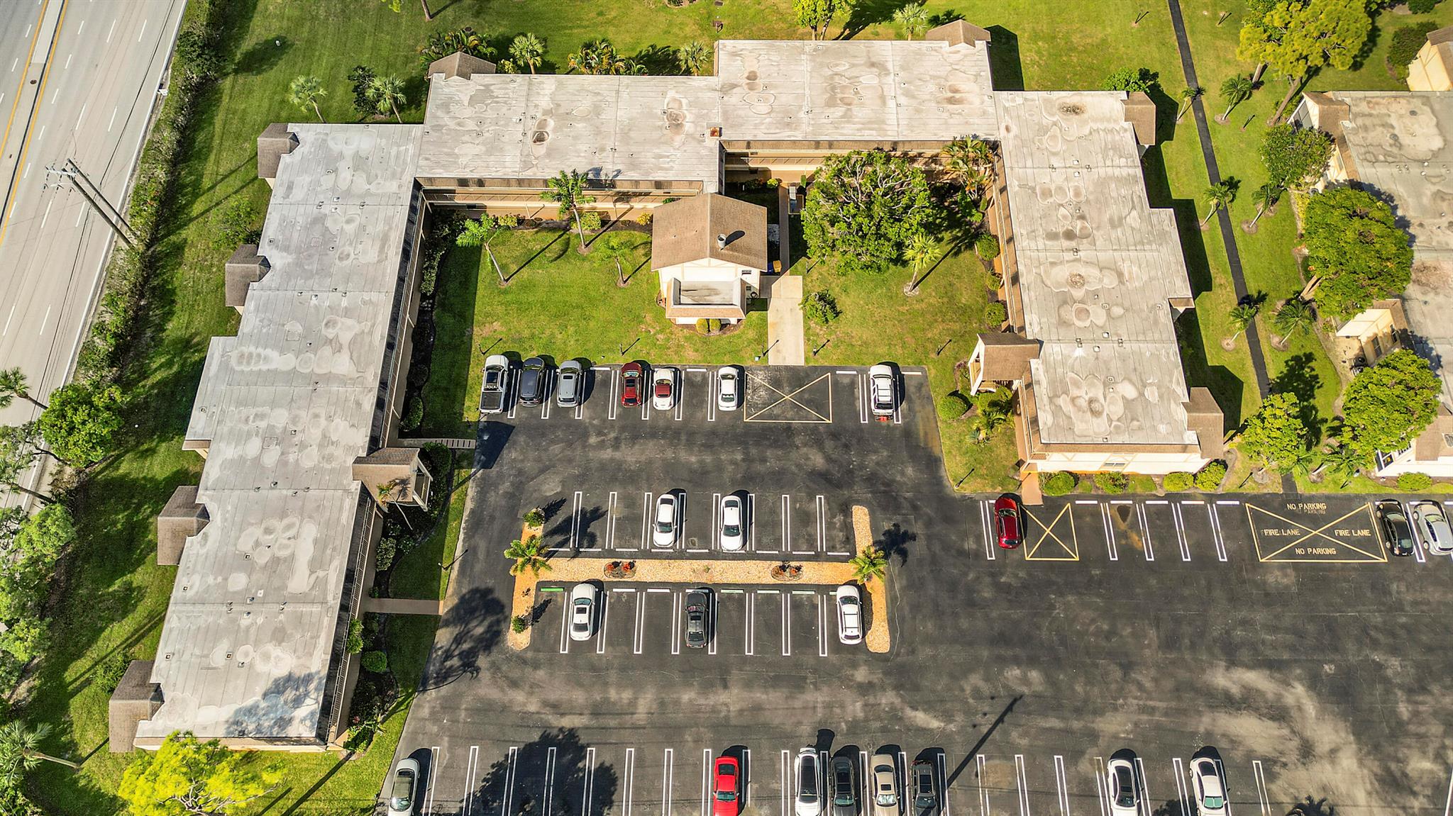 LAKEVIEW GREENS CONDO 1 - Residential