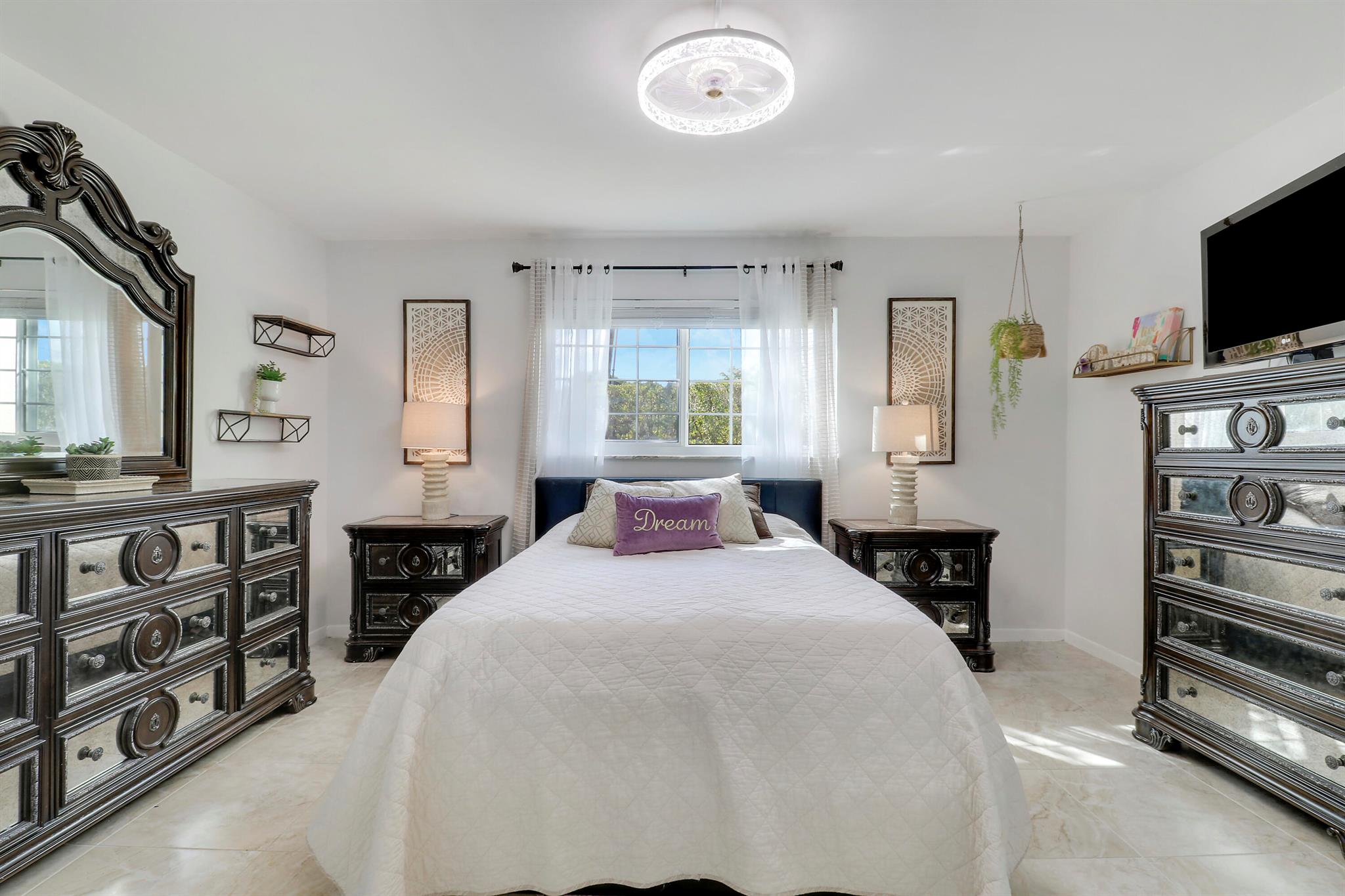 LAKEVIEW GREENS CONDO 1 - Residential