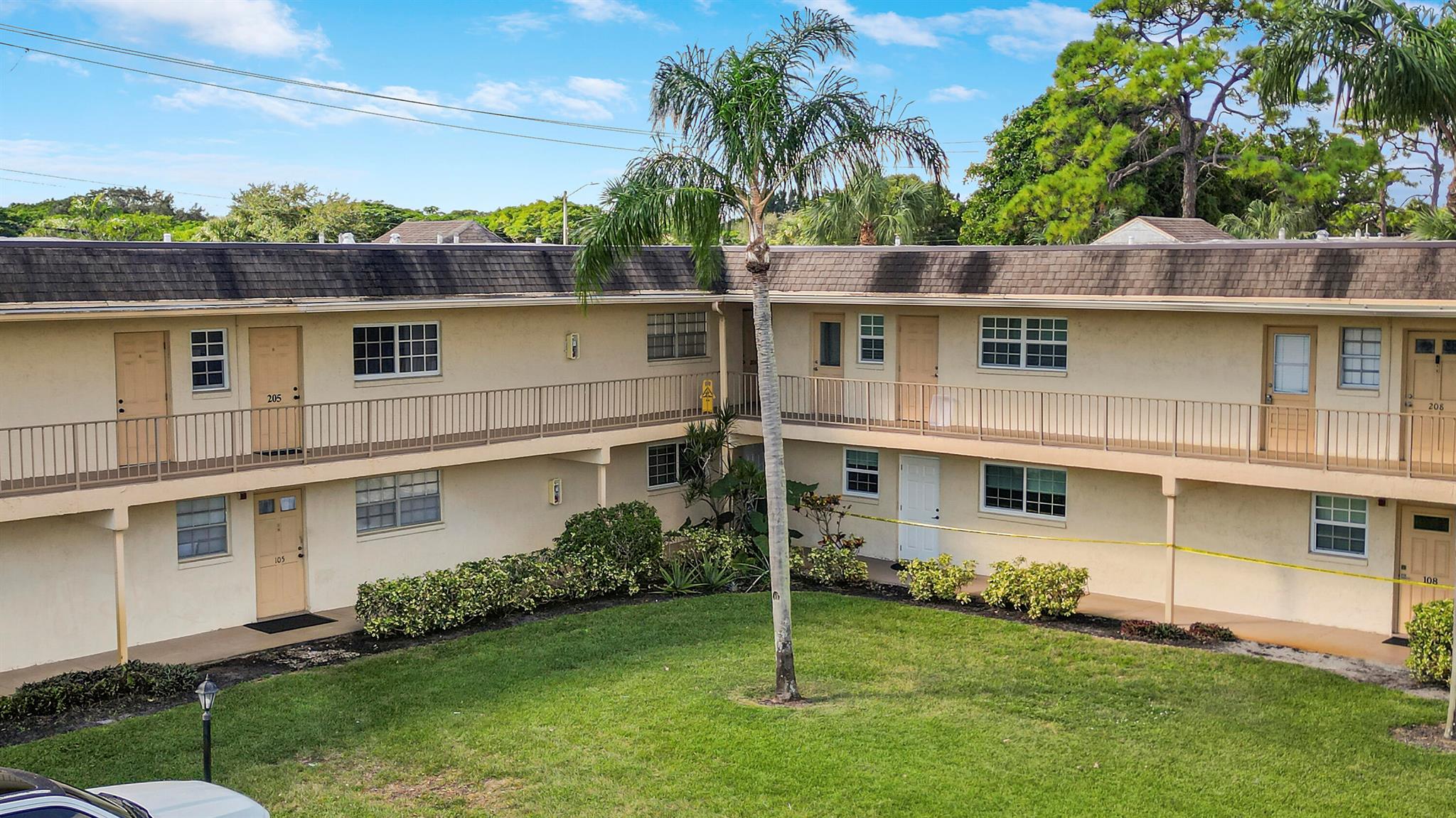 LAKEVIEW GREENS CONDO 1 - Residential