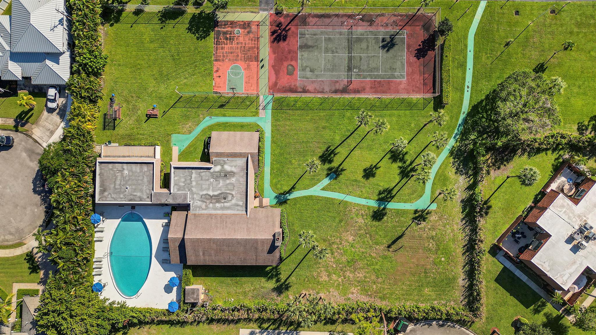 LAKEVIEW GREENS CONDO 1 - Residential