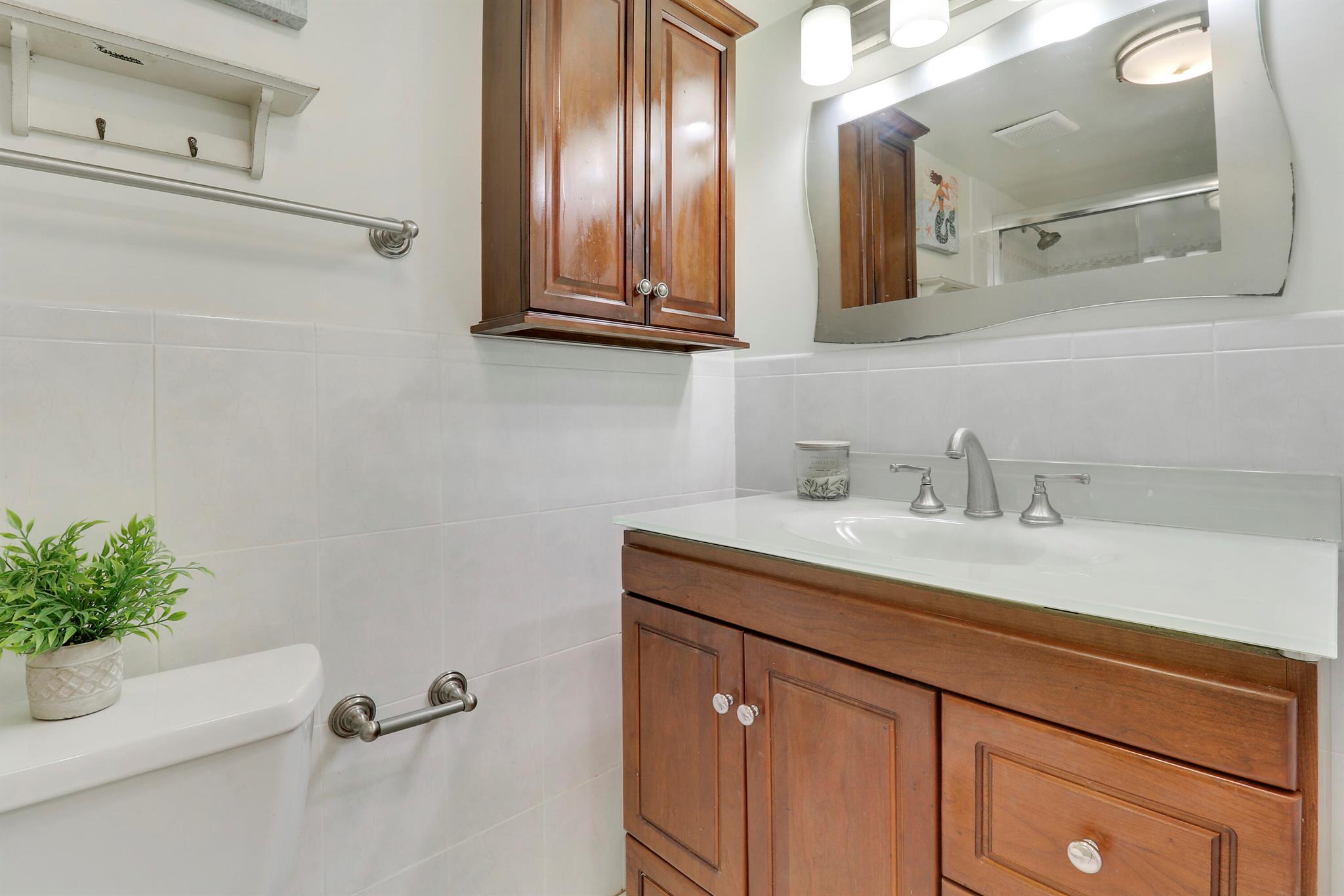 LAKEVIEW GREENS CONDO 1 - Residential