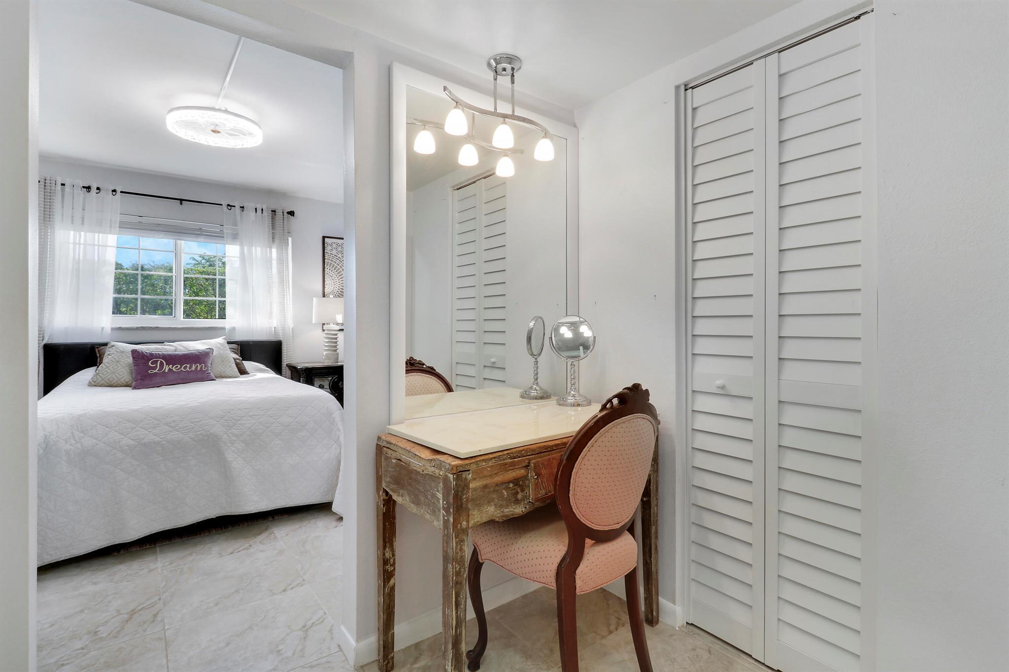 LAKEVIEW GREENS CONDO 1 - Residential