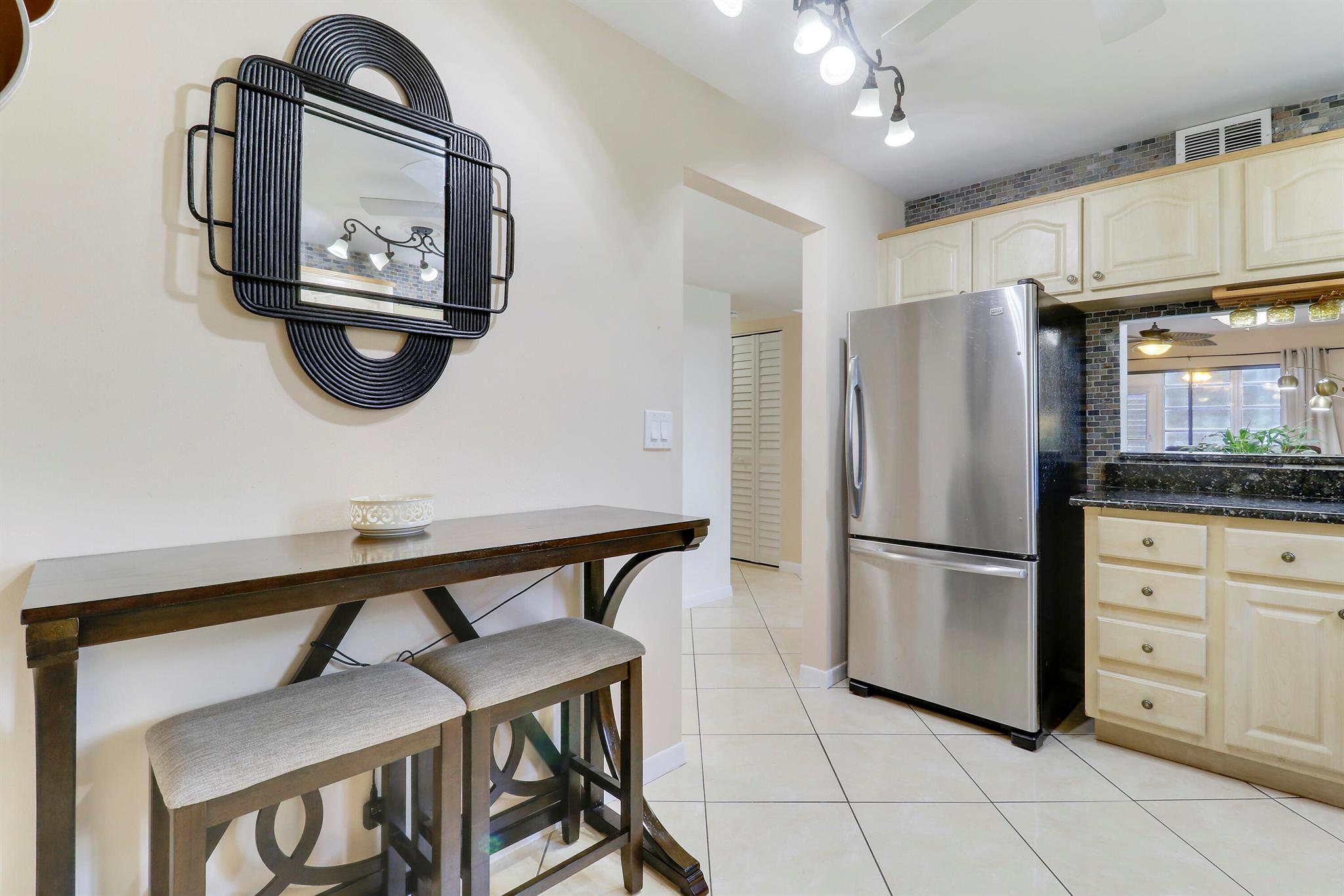 LAKEVIEW GREENS CONDO 1 - Residential