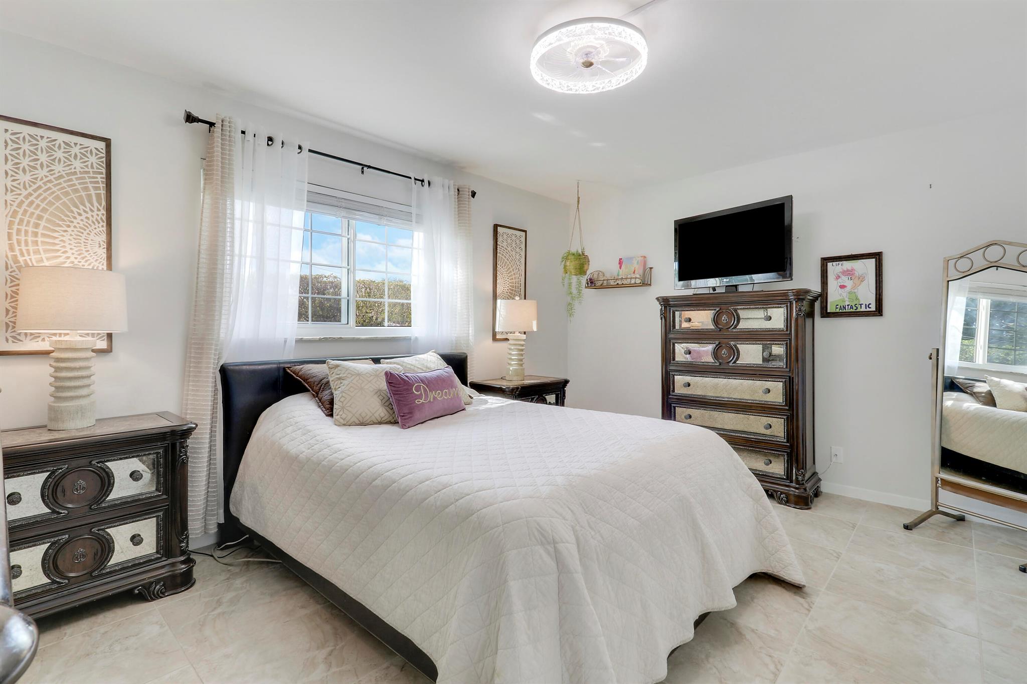 LAKEVIEW GREENS CONDO 1 - Residential