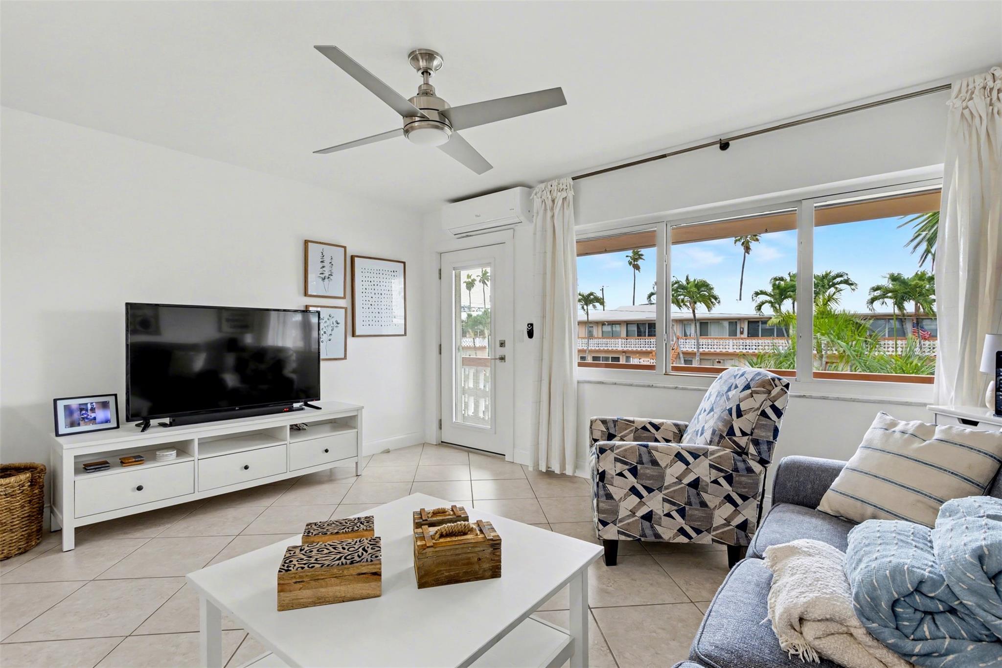 ROLEN LAKE - Residential