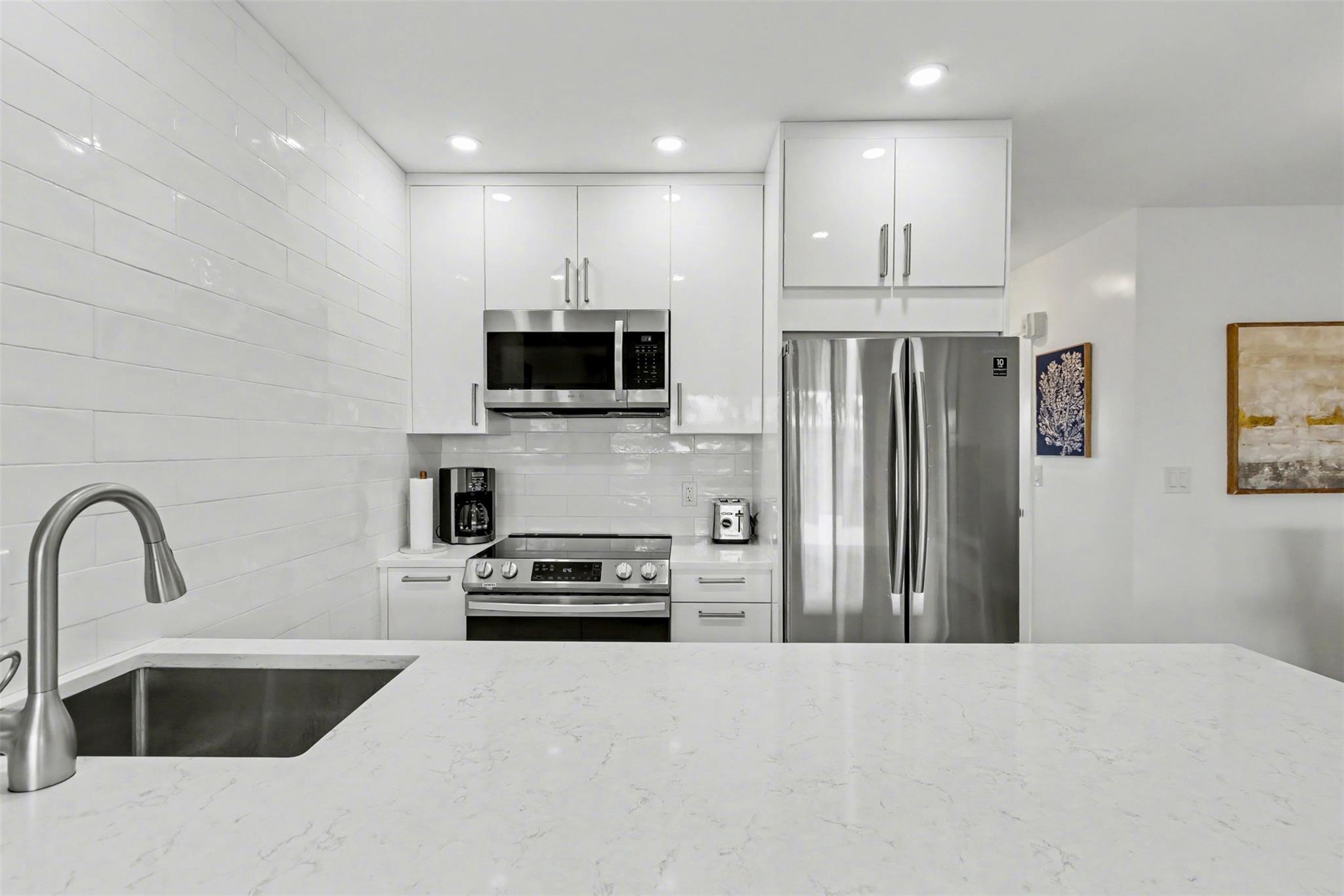 ROLEN LAKE - Residential