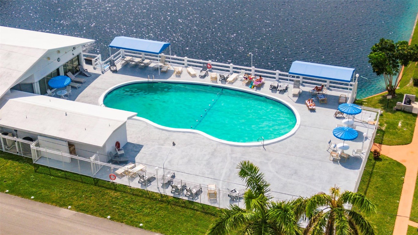 ROLEN LAKE - Residential