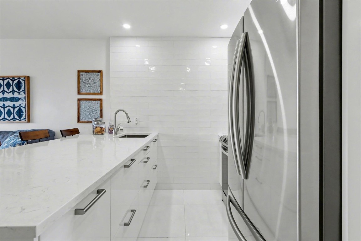 ROLEN LAKE - Residential