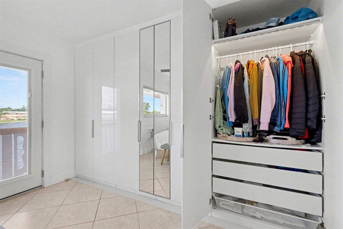 ROLEN LAKE - Residential