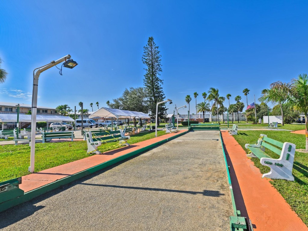 ROLEN LAKE - Residential